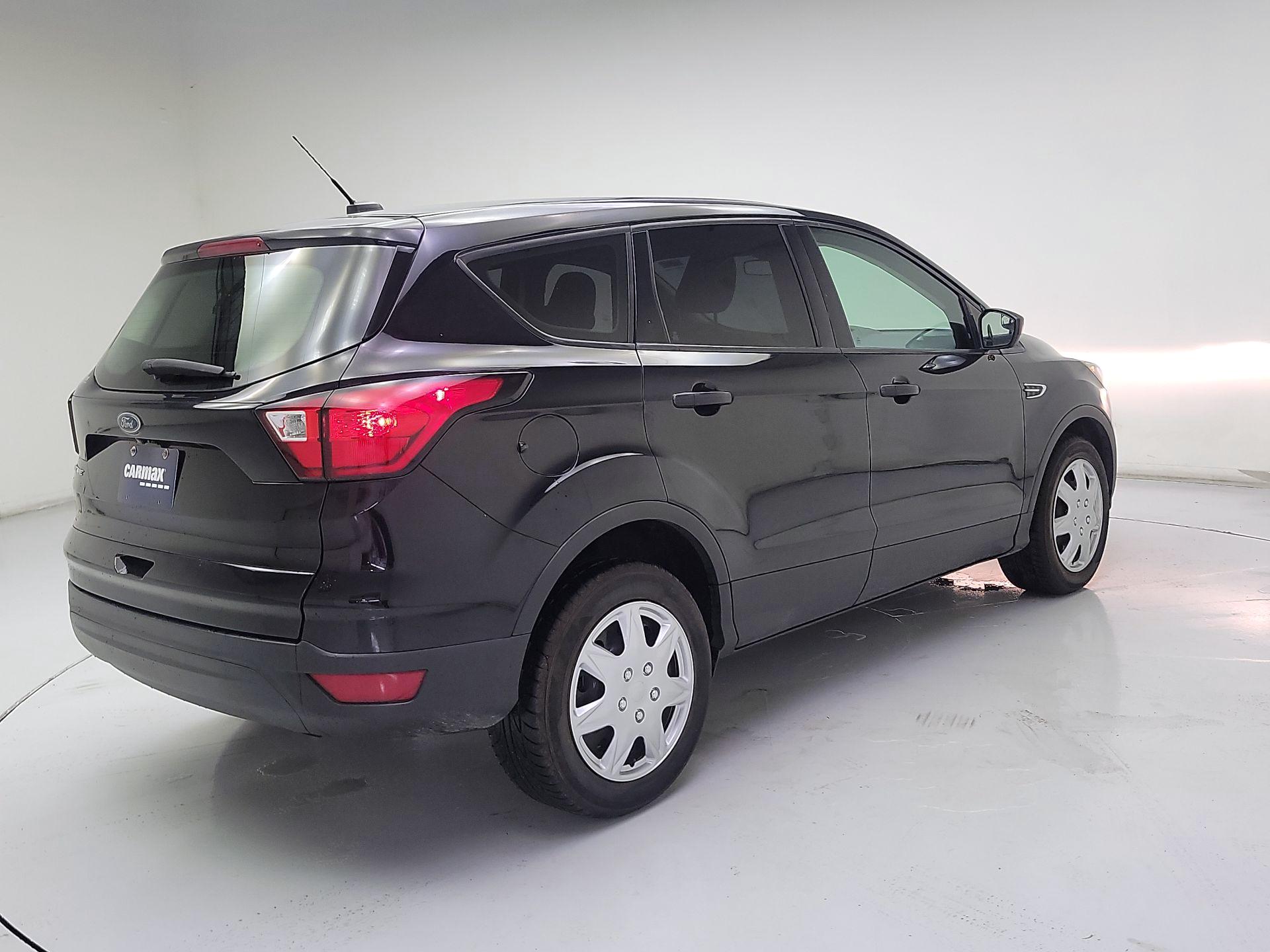 Thumbnail: 2019 Ford Escape - 5