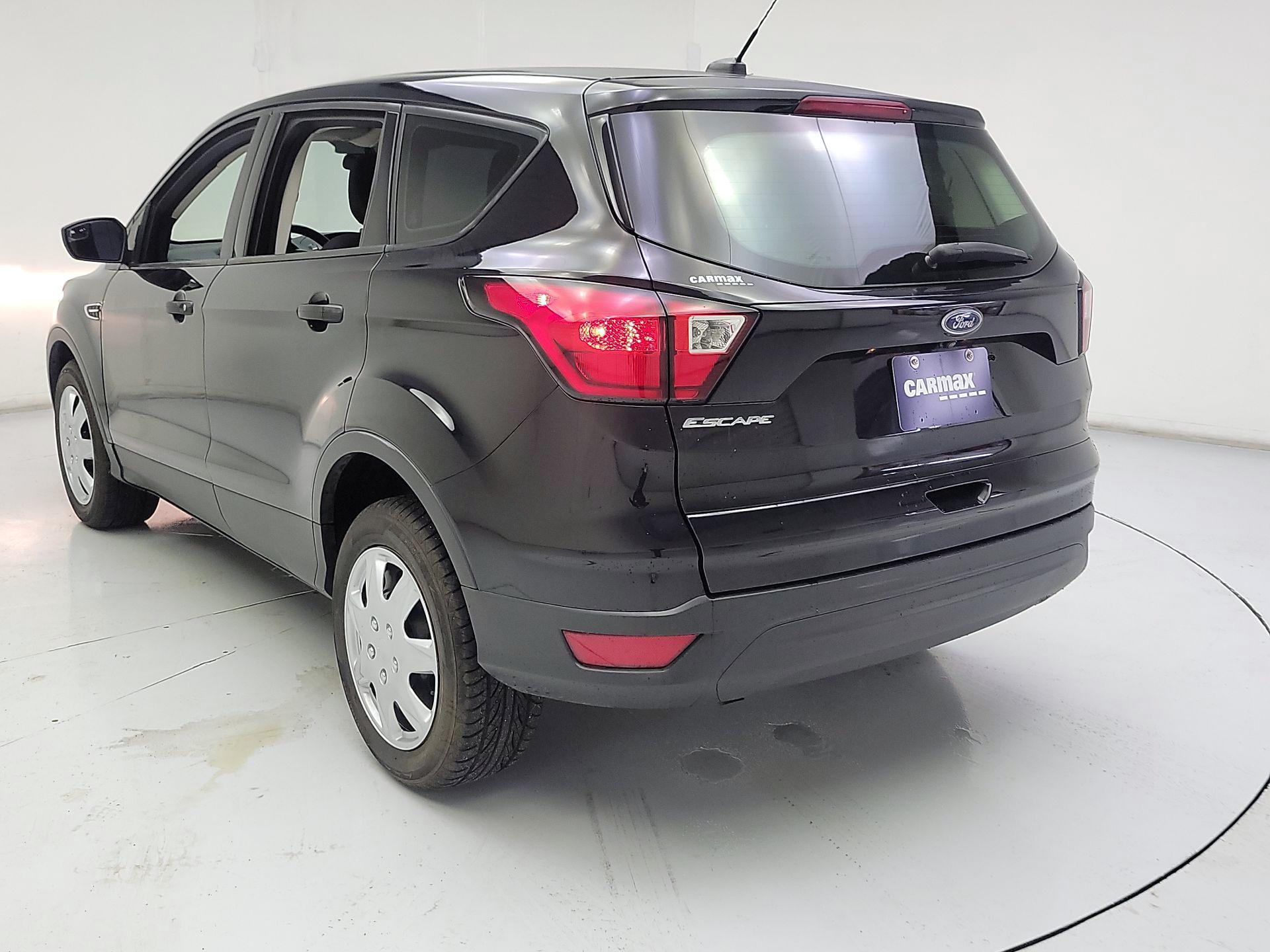 Thumbnail: 2019 Ford Escape - 7