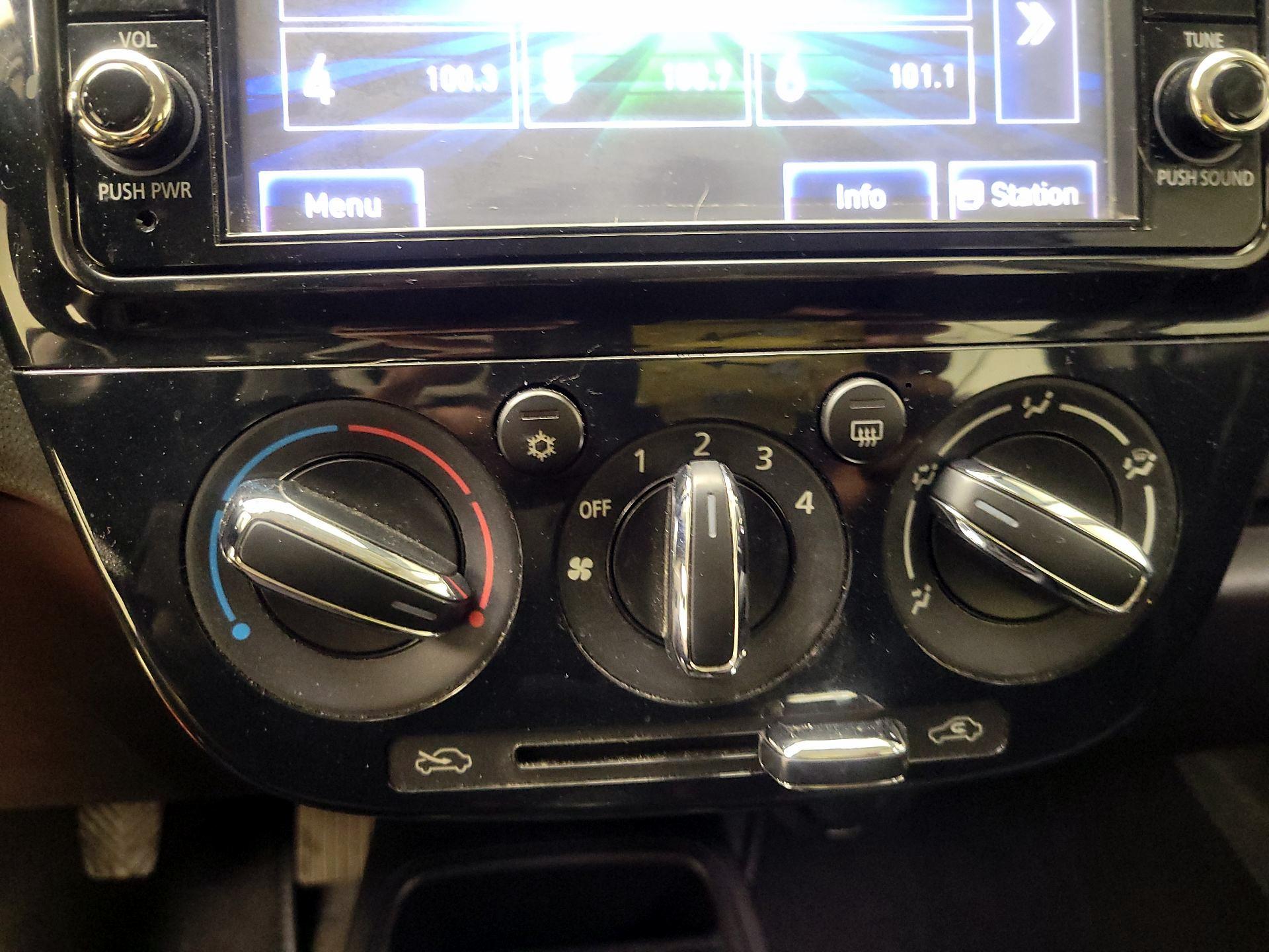 Thumbnail: 2019 Mitsubishi Mirage - 16