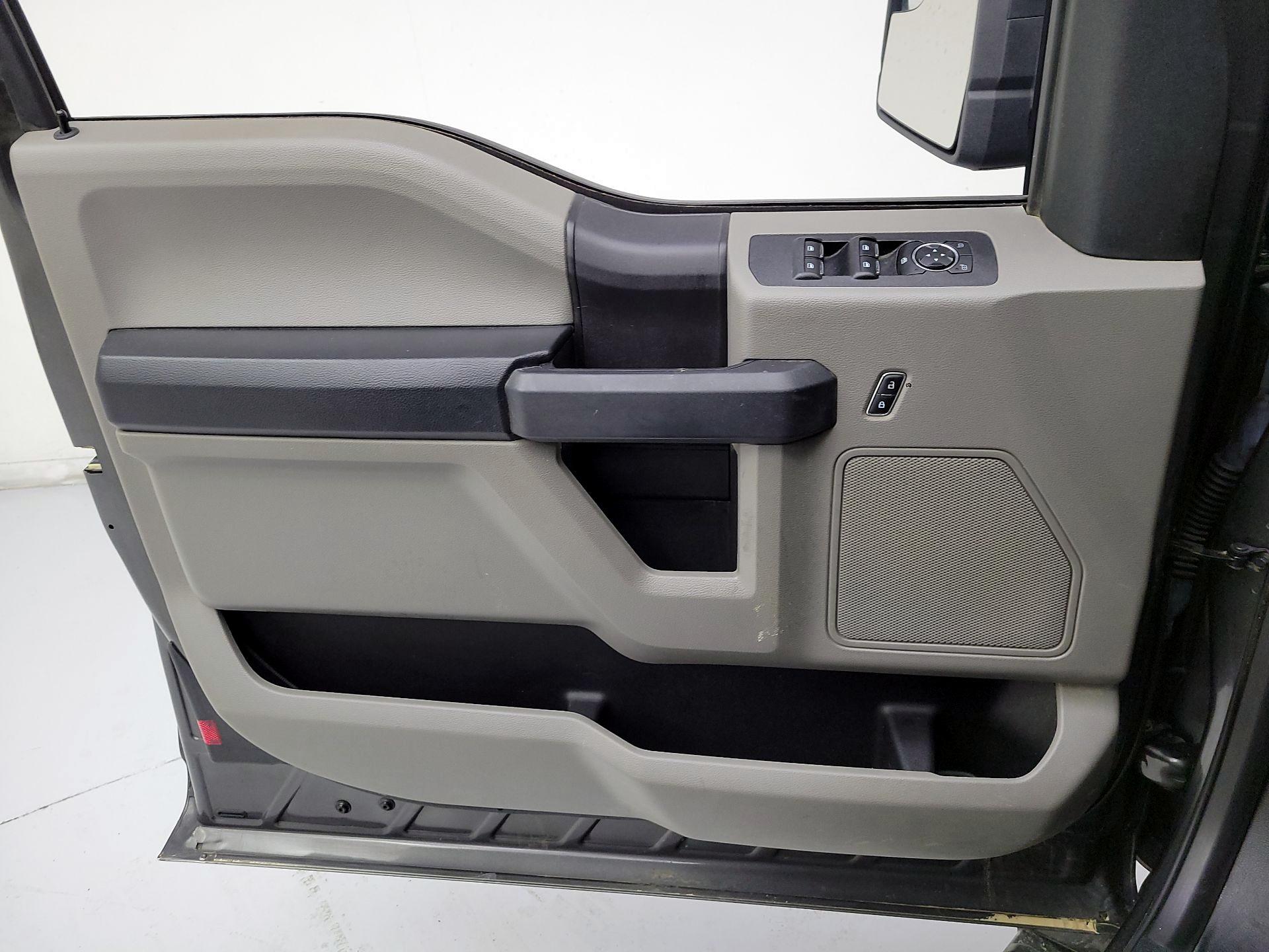 Thumbnail: 2018 Ford F-150 - 12