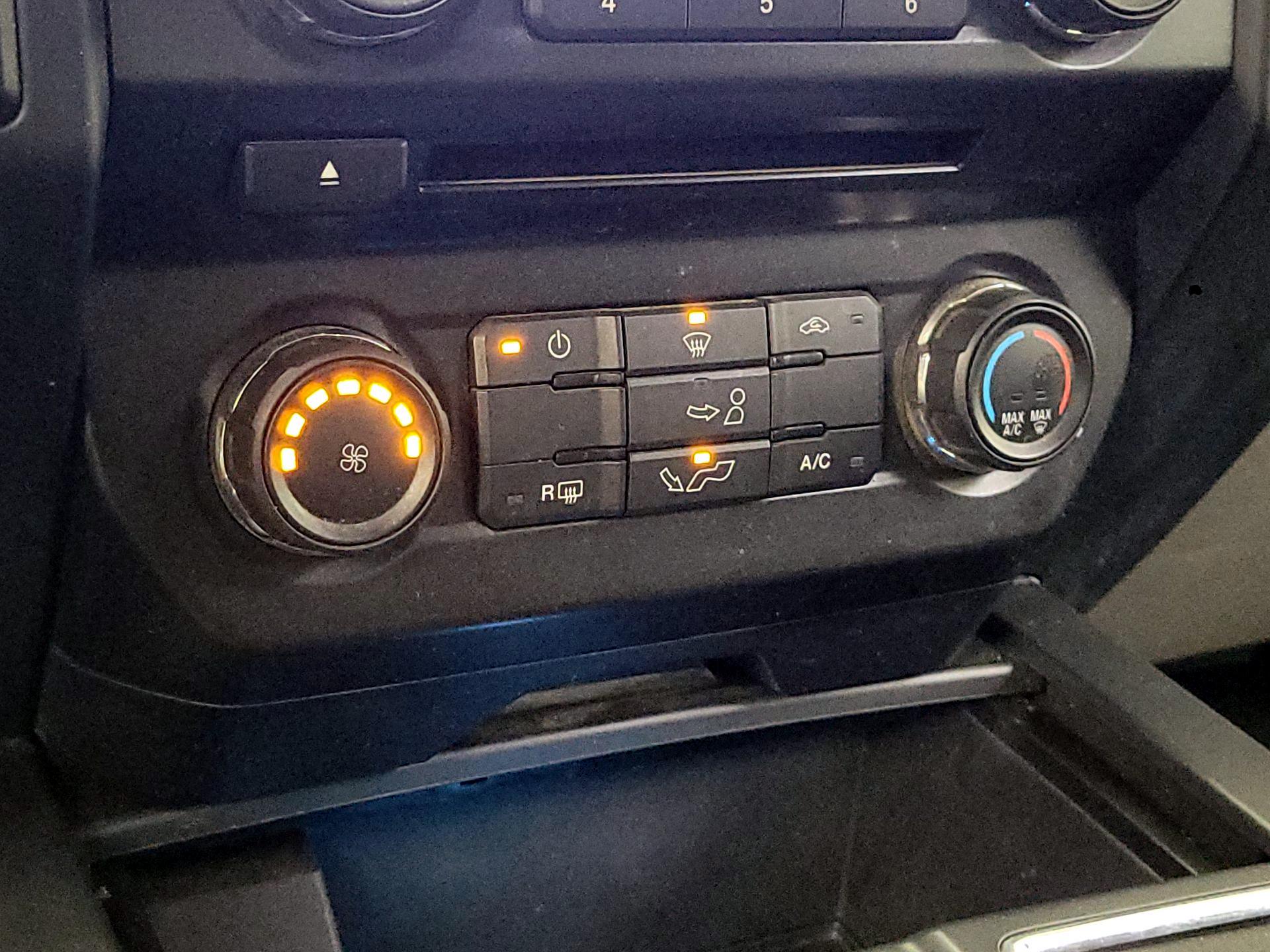 Thumbnail: 2018 Ford F-150 - 16