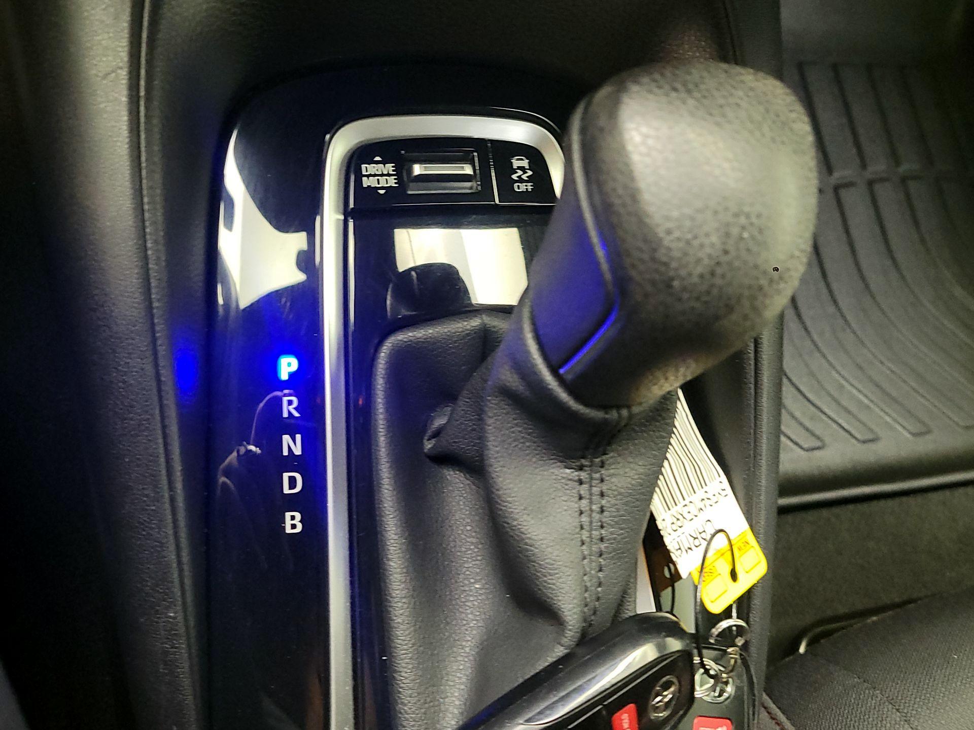 Thumbnail: 2024 Toyota Corolla - 16