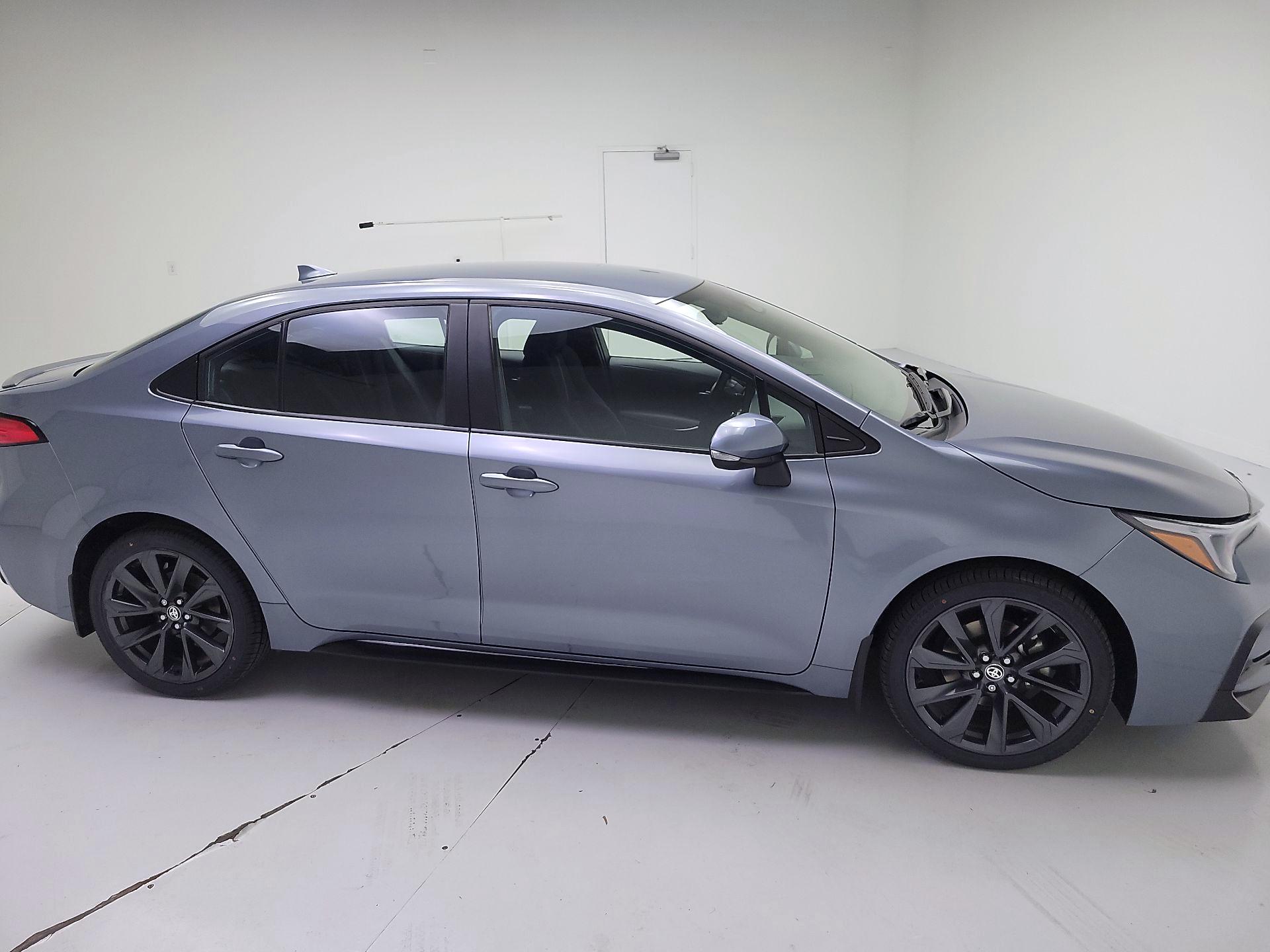 Thumbnail: 2024 Toyota Corolla - 4