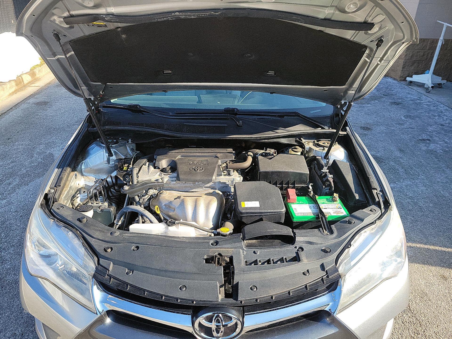 Thumbnail: 2015 Toyota Camry - 19