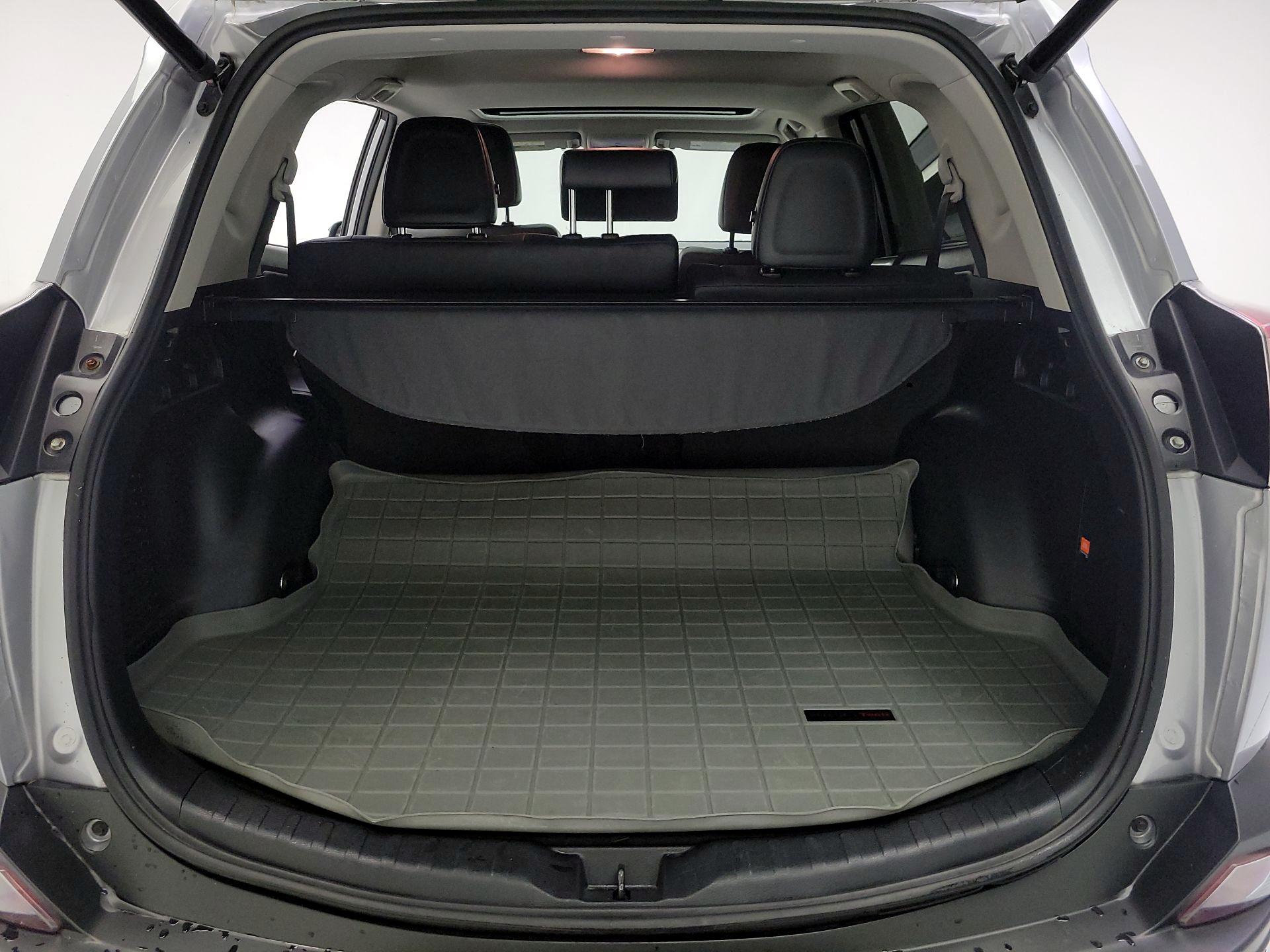 Thumbnail: 2018 Toyota RAV4 - 19