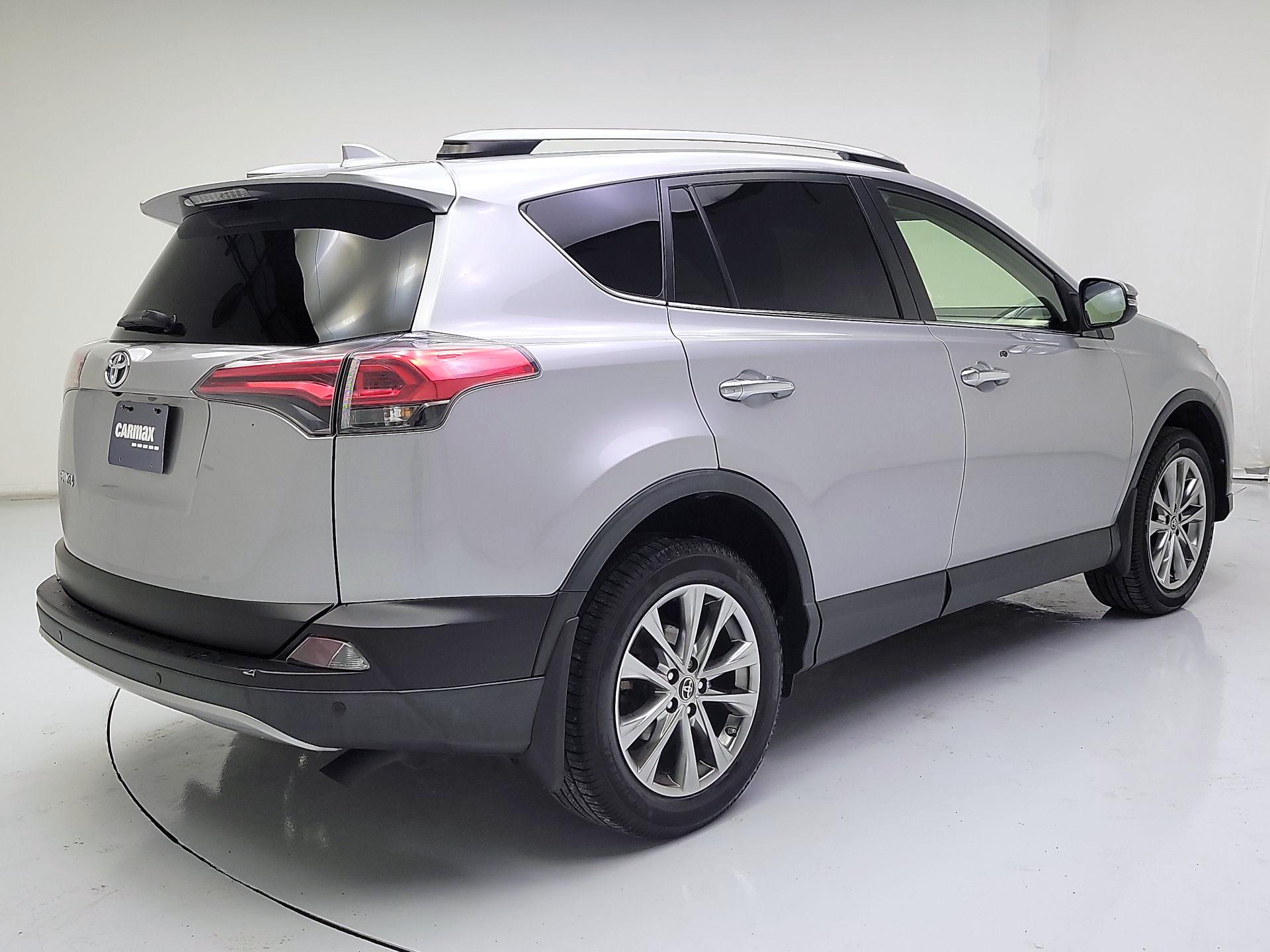 Thumbnail: 2018 Toyota RAV4 - 5