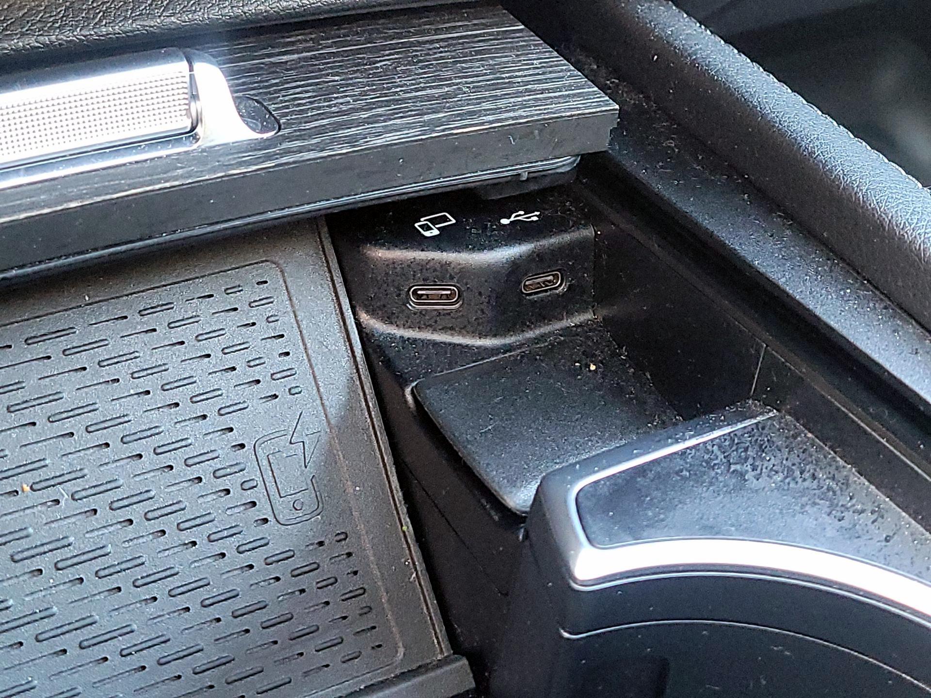 Thumbnail: 2021 Mercedes-Benz GLE - 17