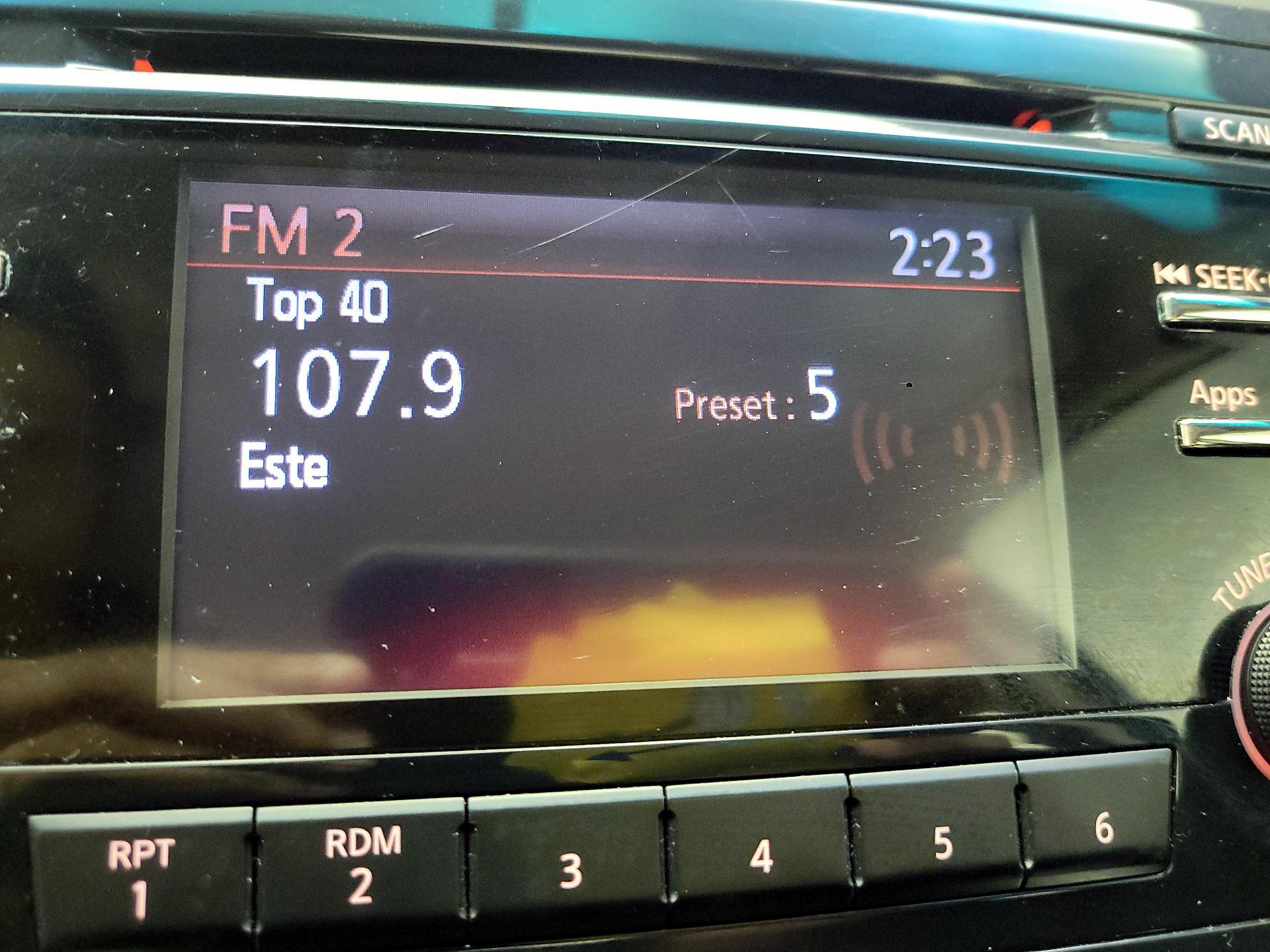 Thumbnail: 2015 Nissan Altima - 13