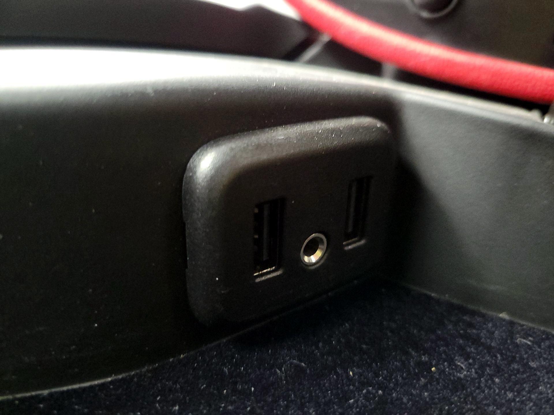 Thumbnail: 2017 Chevrolet Corvette - 17