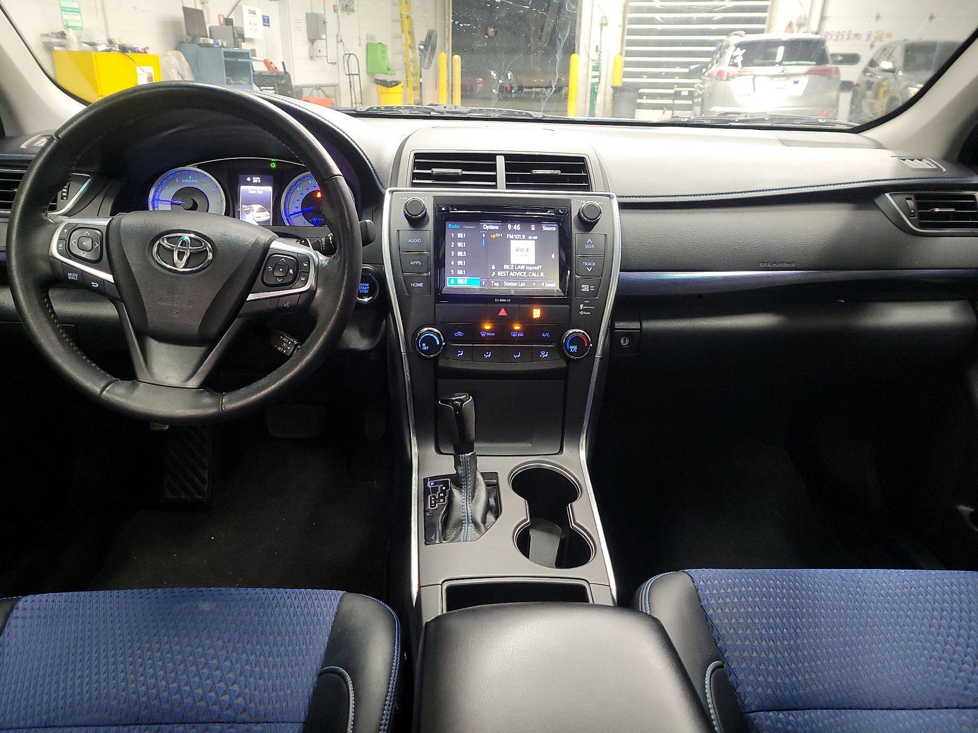 Thumbnail: 2016 Toyota Camry - 8