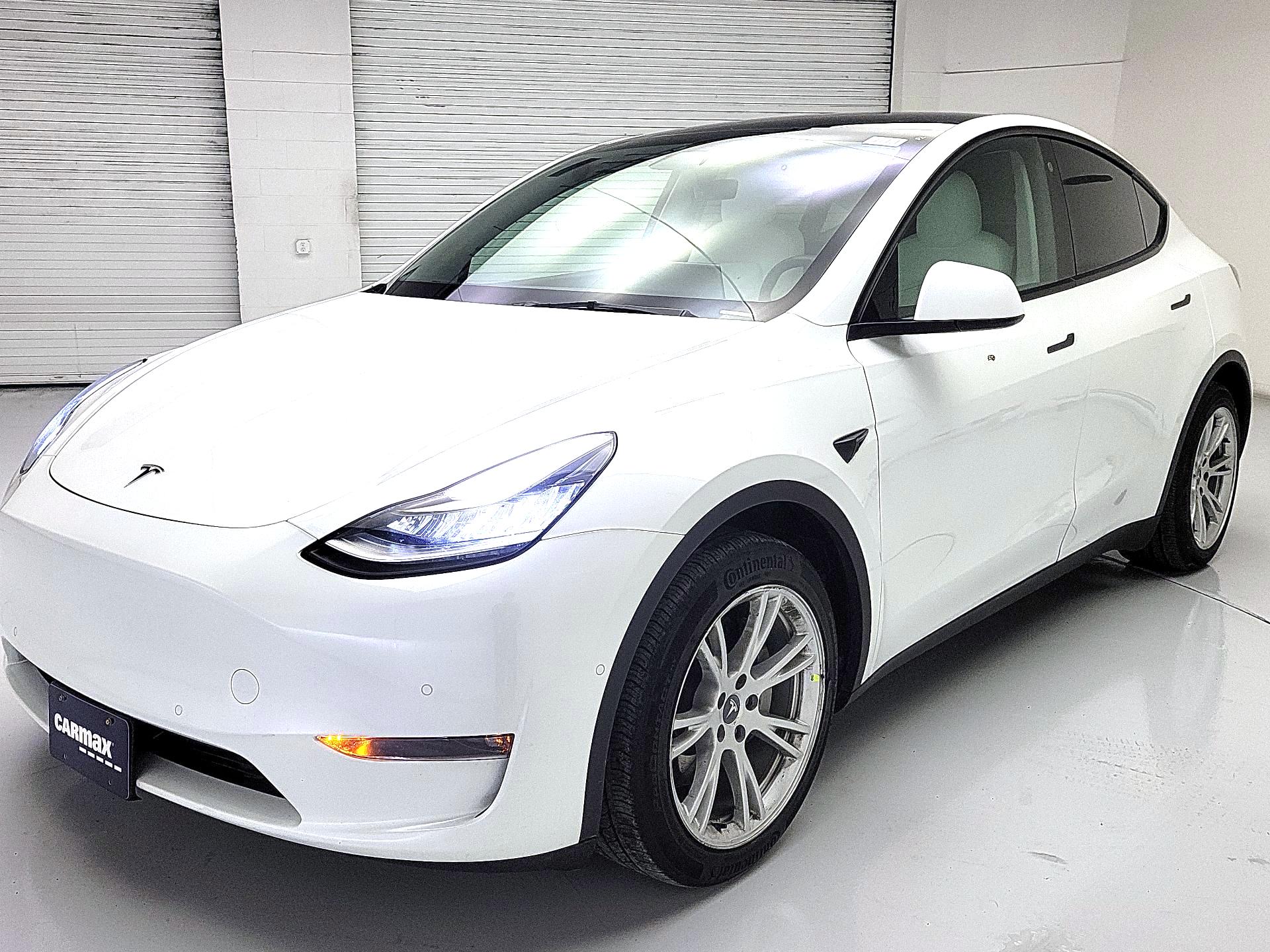 Thumbnail: 2022 Tesla Model Y - 3