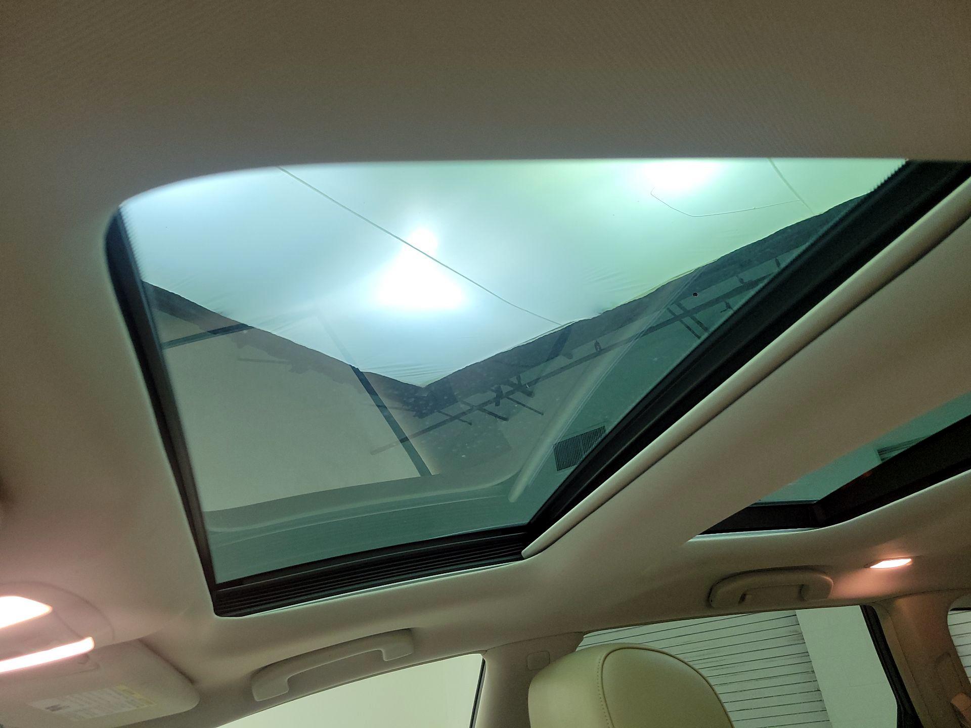 Thumbnail: 2014 Nissan Murano - 18