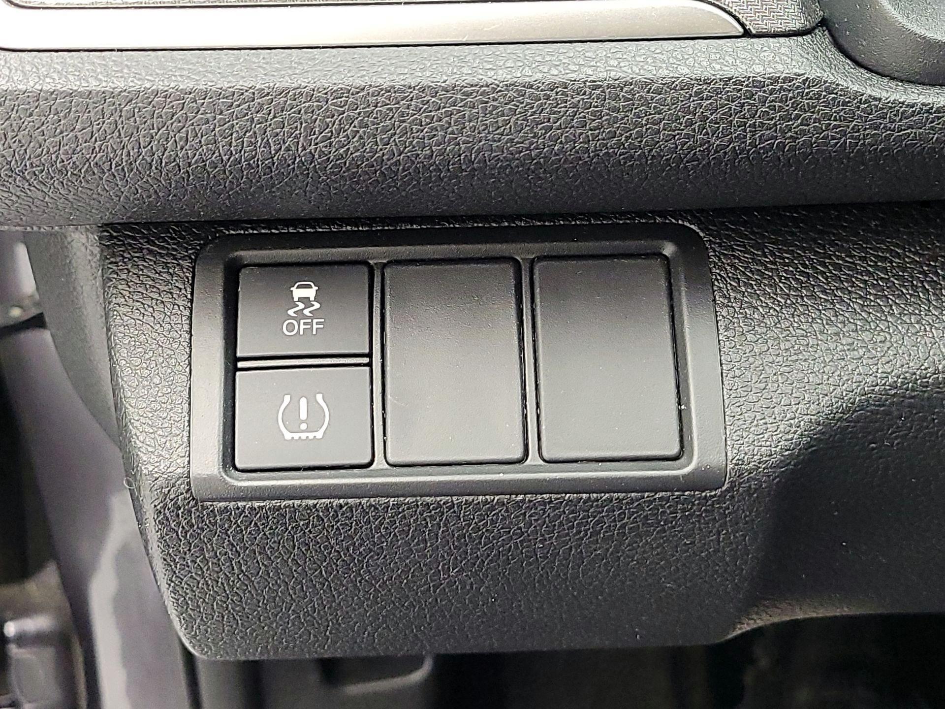 Thumbnail: 2017 Honda Civic - 11