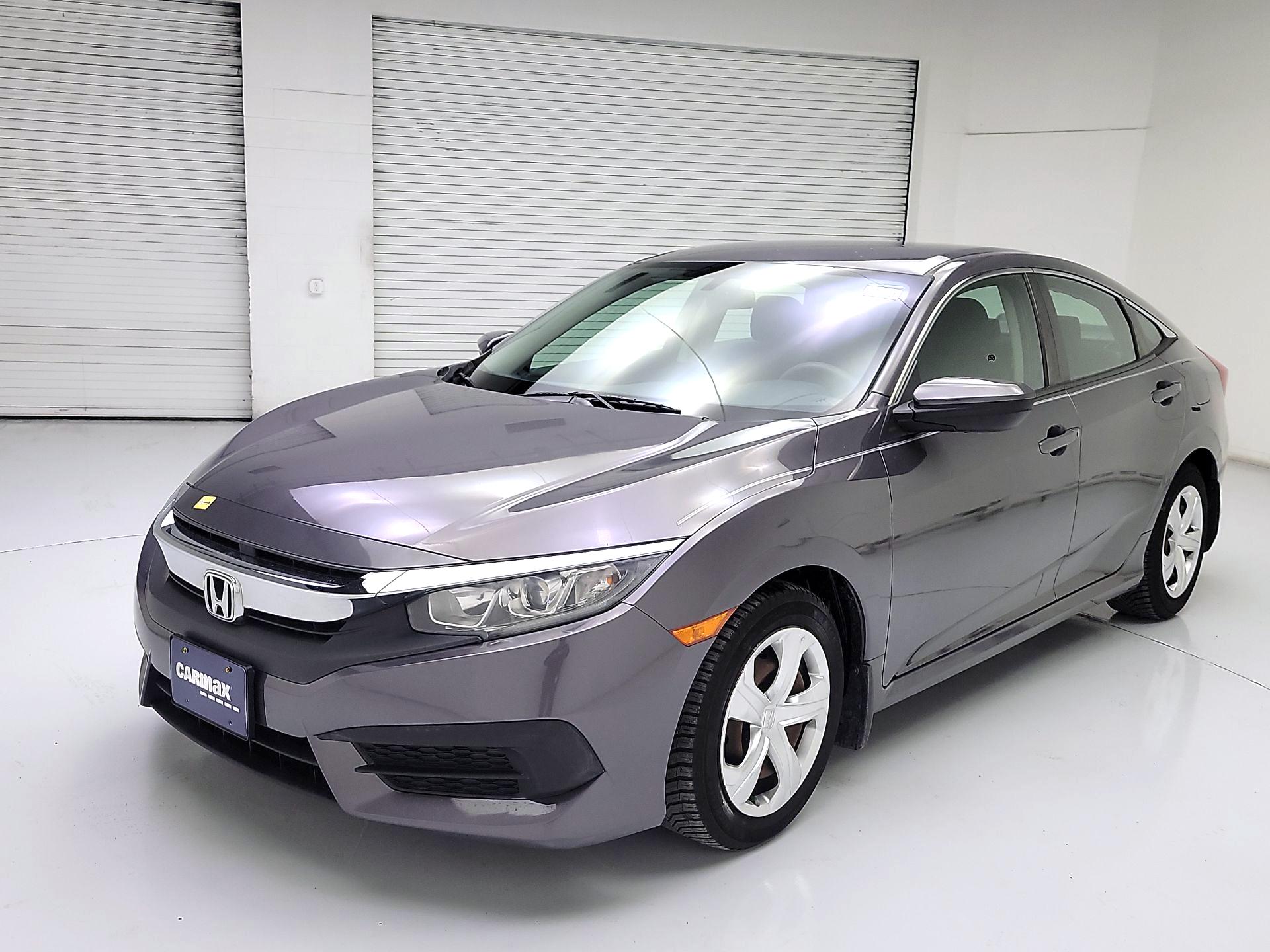 Thumbnail: 2017 Honda Civic - 3