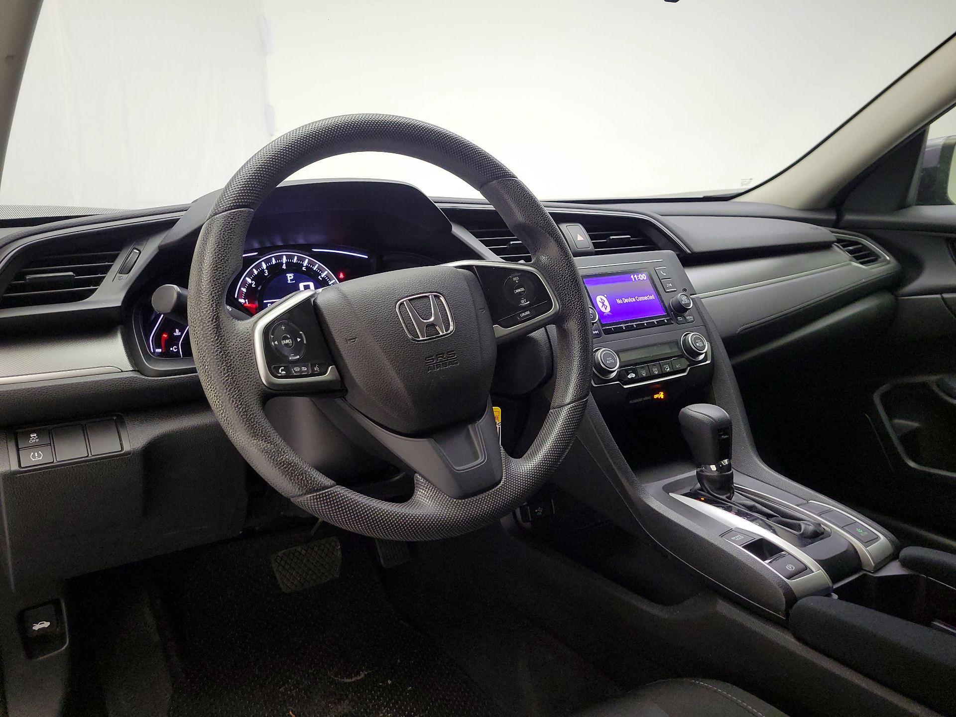 Thumbnail: 2017 Honda Civic - 8