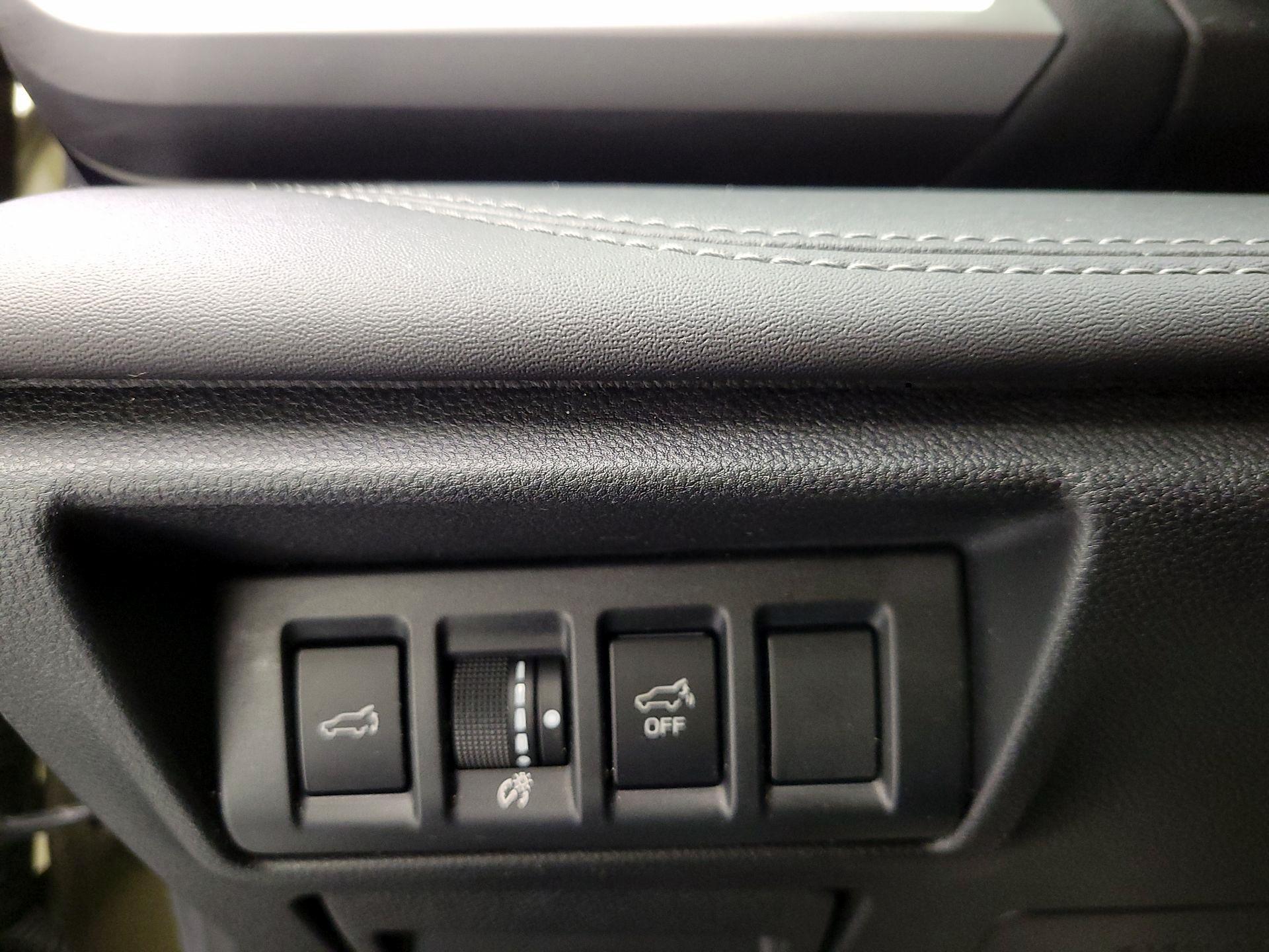 Thumbnail: 2020 Subaru Outback - 11