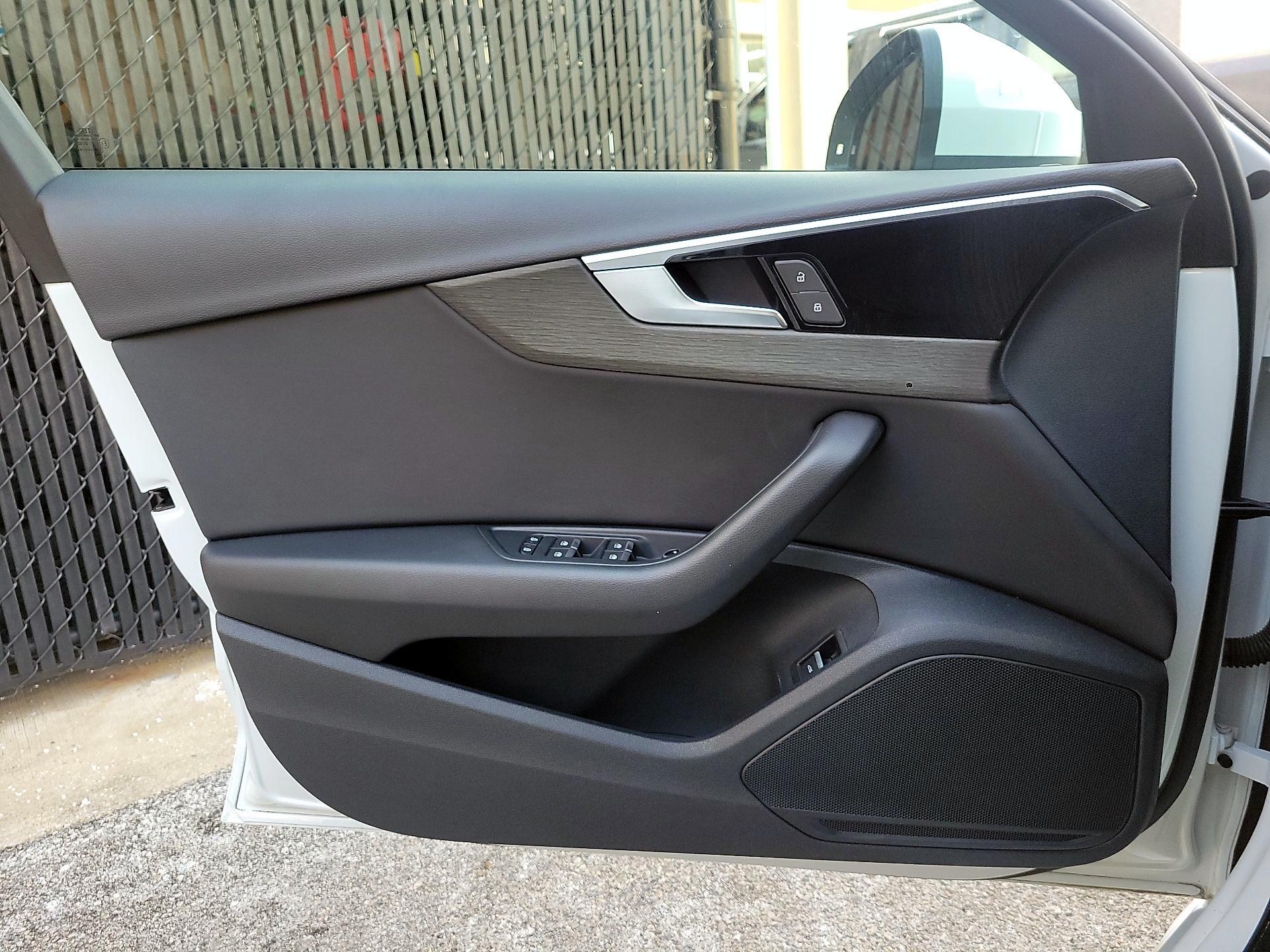 Thumbnail: 2021 Audi A4 - 10