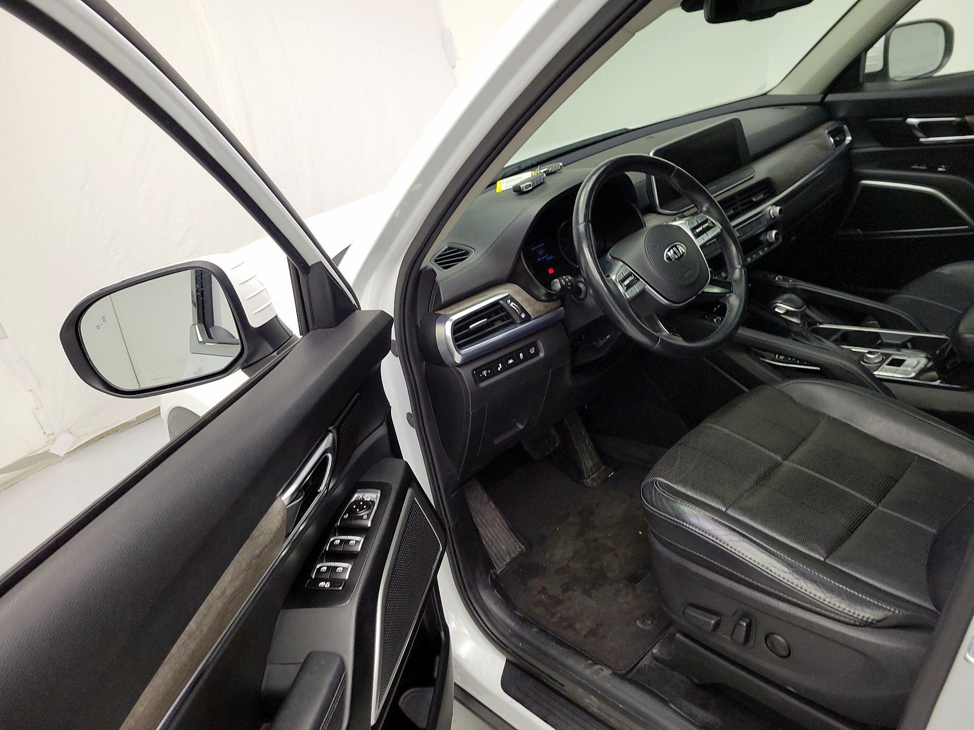 Thumbnail: 2020 Kia Telluride - 11