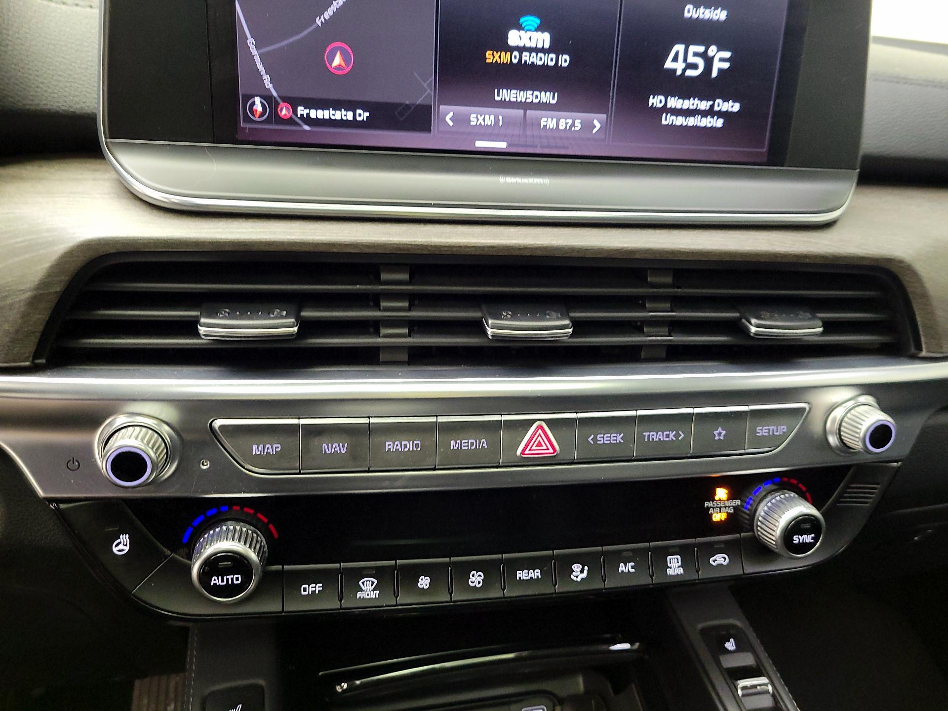 Thumbnail: 2020 Kia Telluride - 16