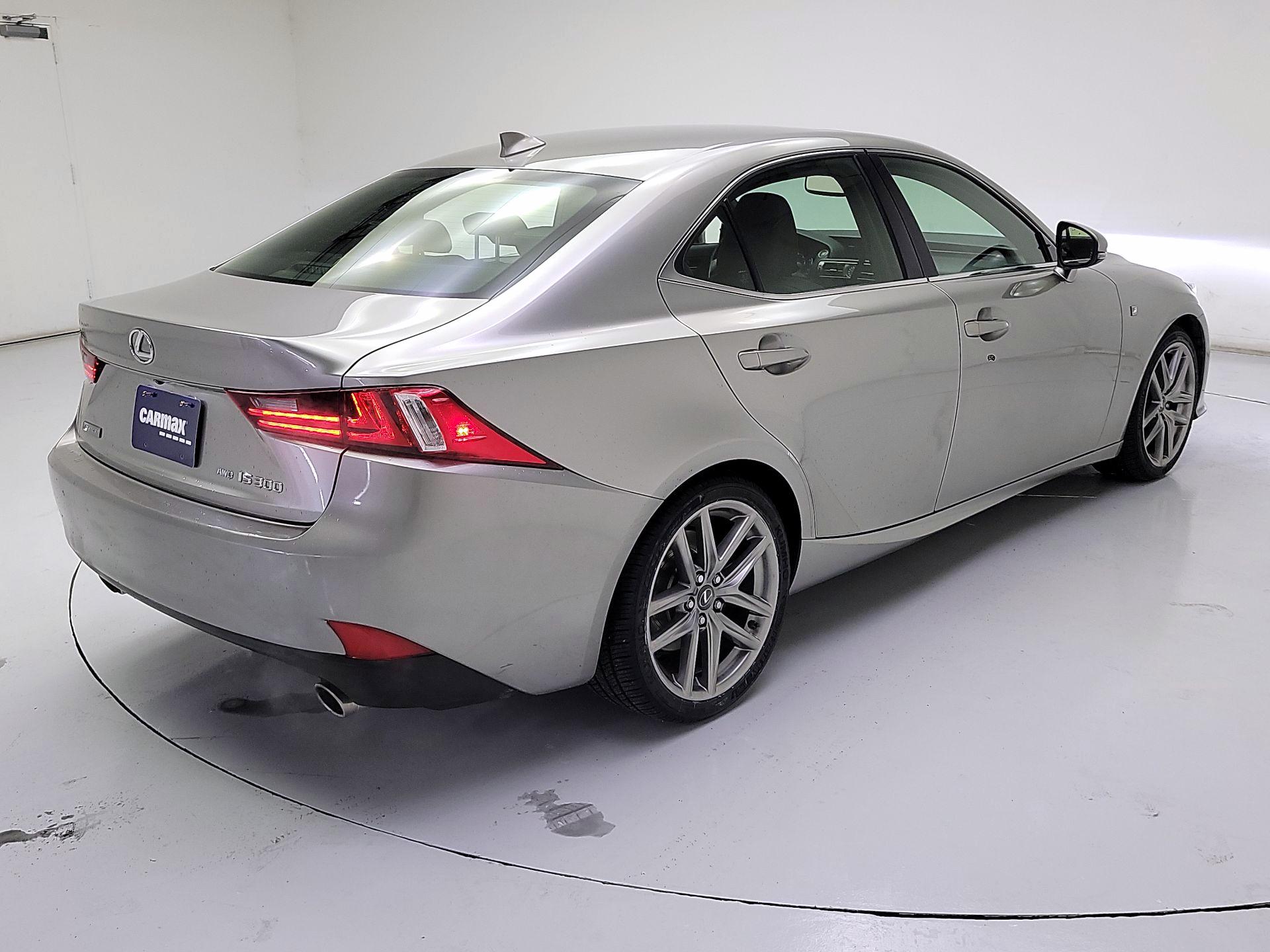 Thumbnail: 2016 Lexus IS - 5