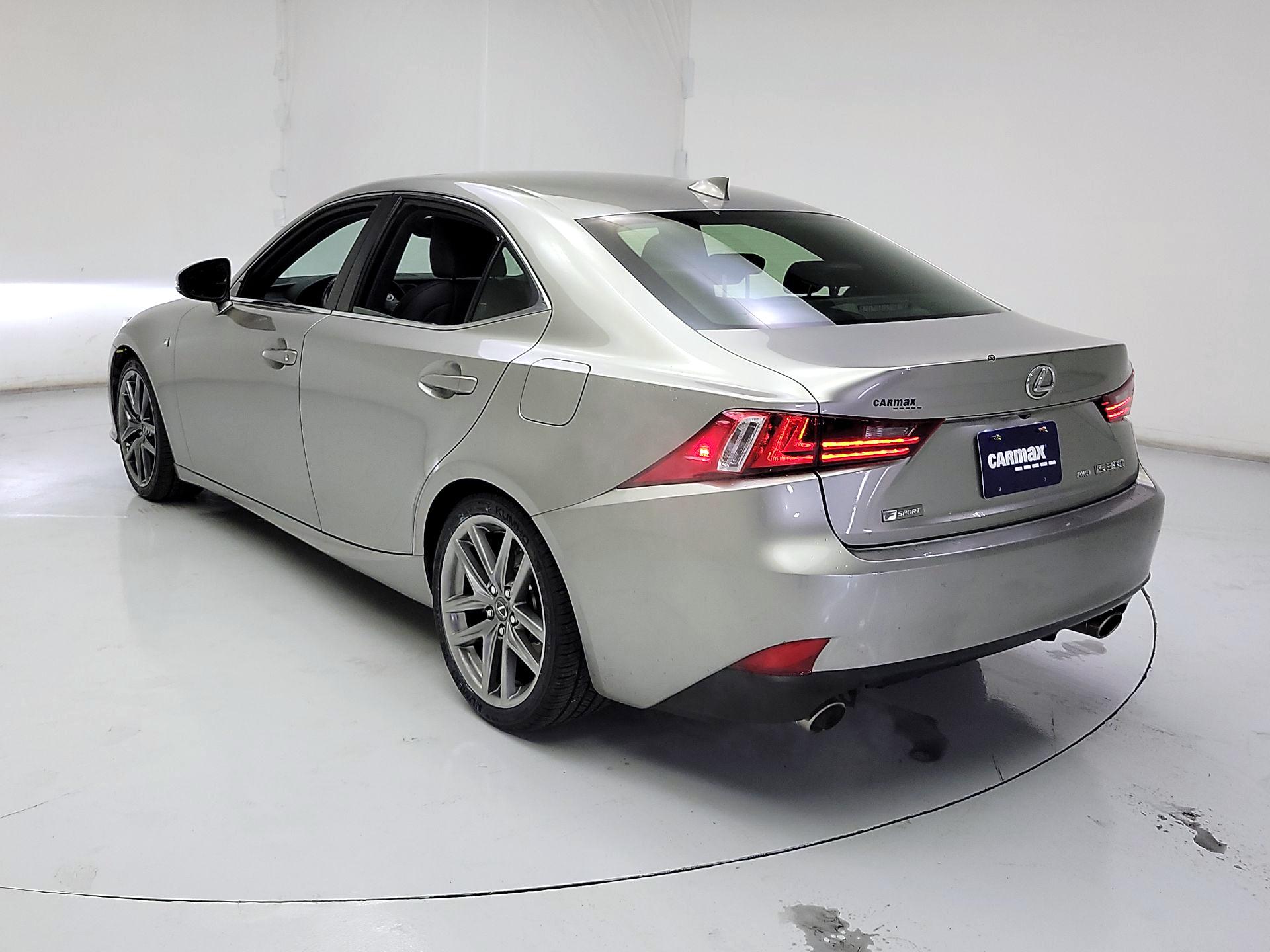 Thumbnail: 2016 Lexus IS - 7