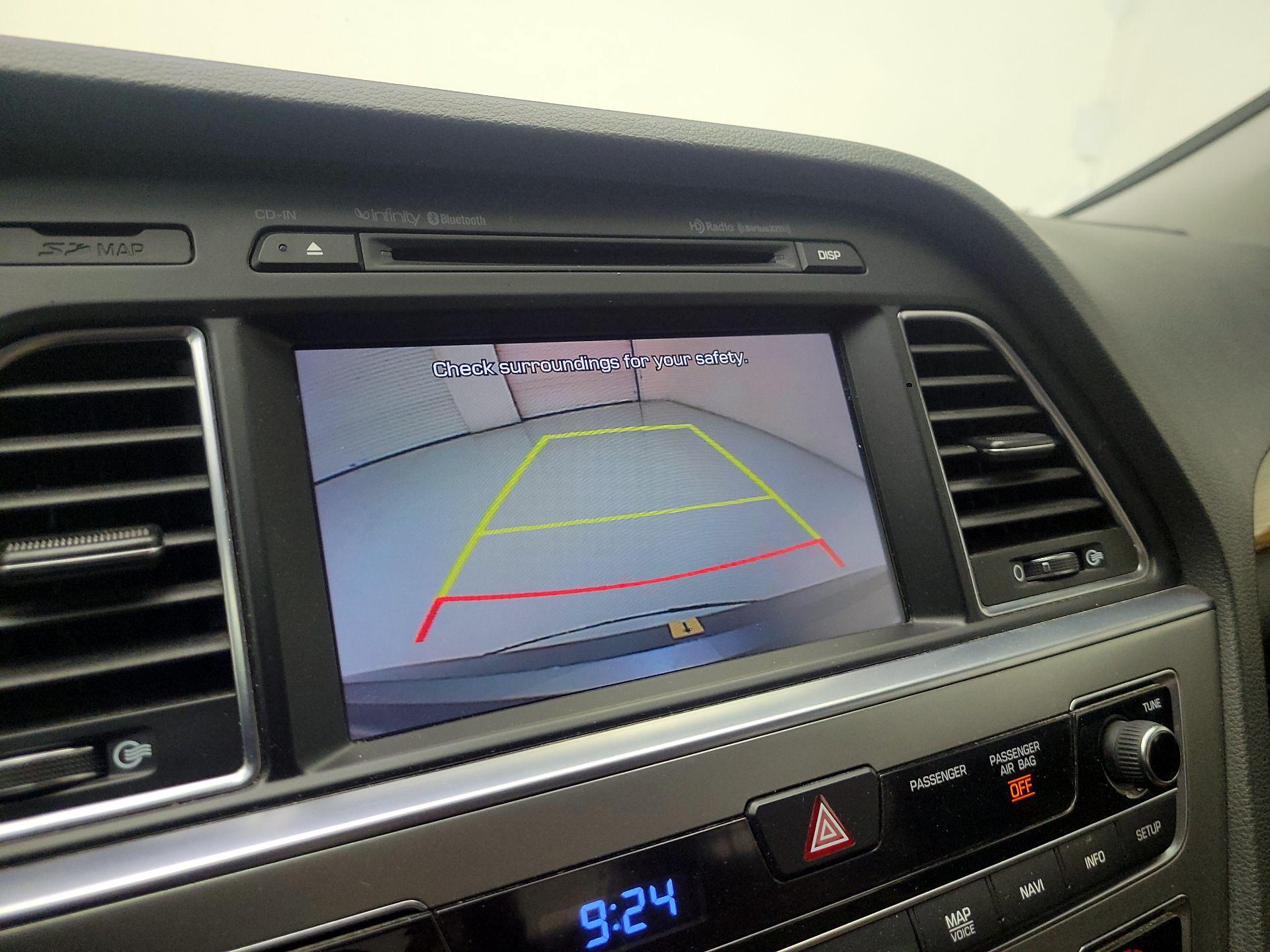 Thumbnail: 2015 Hyundai Sonata - 13