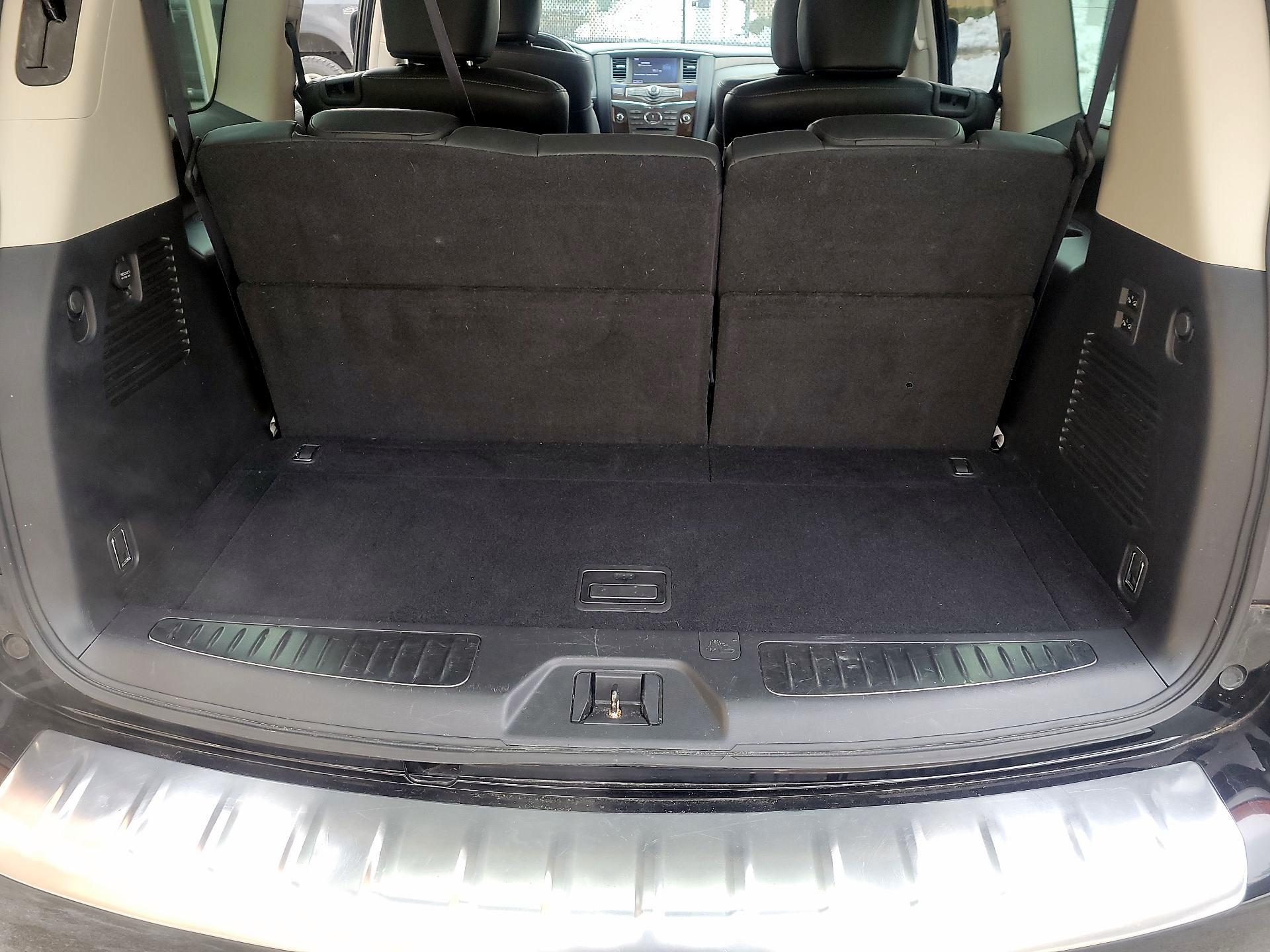 Thumbnail: 2017 INFINITI QX80 - 20