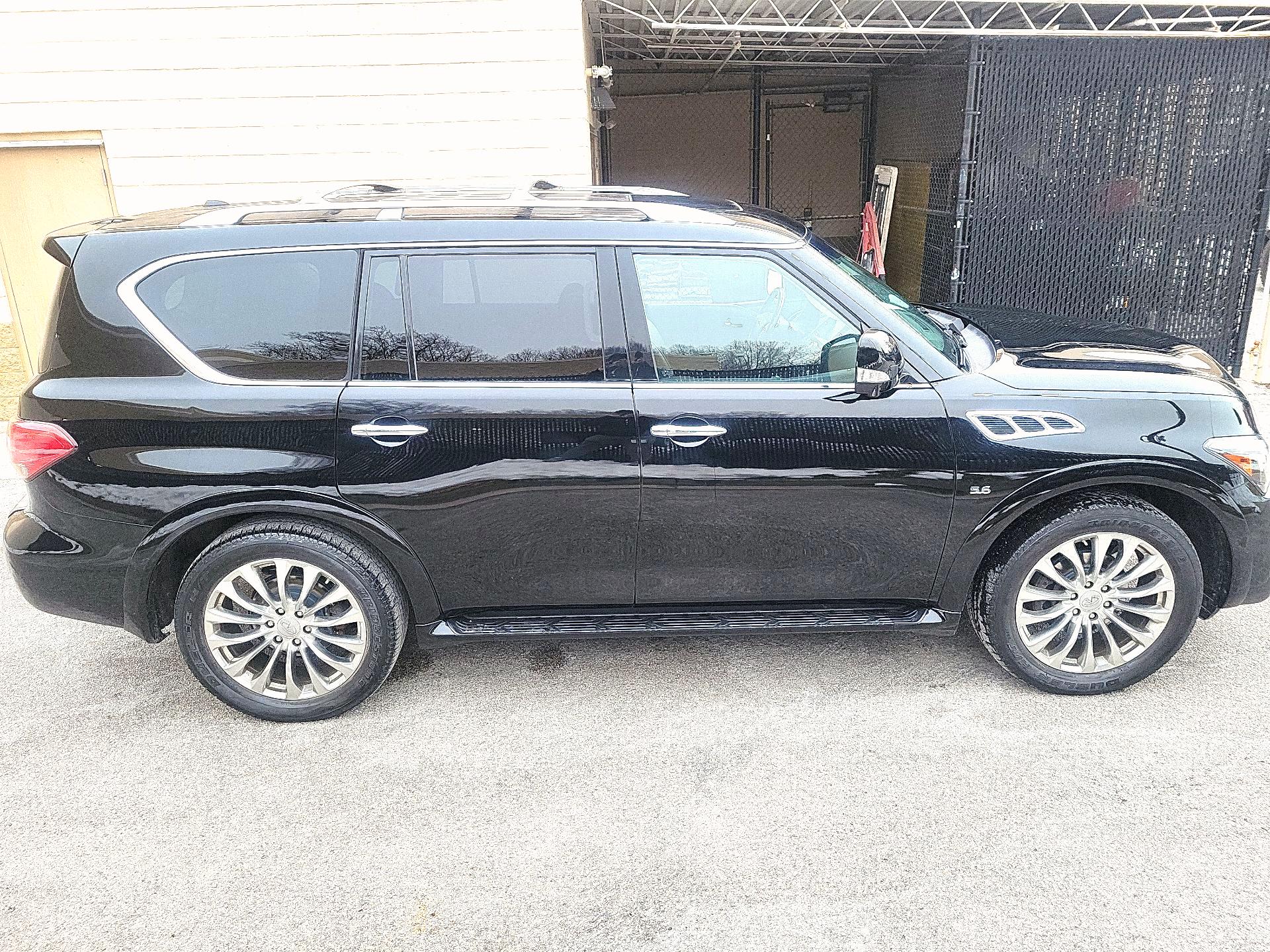 Thumbnail: 2017 INFINITI QX80 - 4