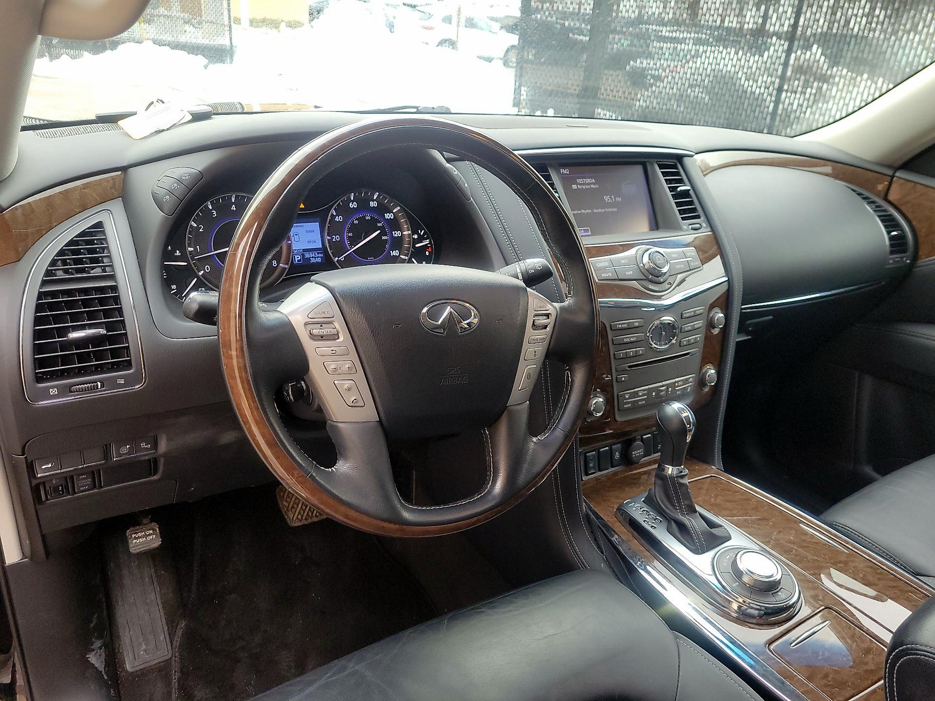 Thumbnail: 2017 INFINITI QX80 - 8