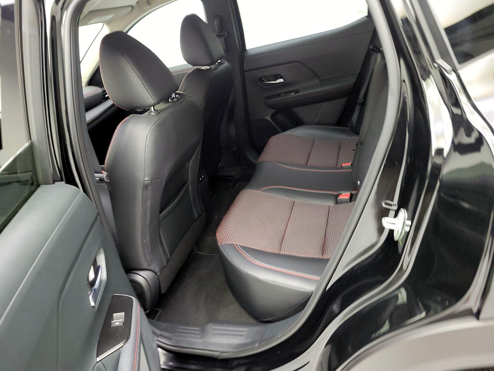 Thumbnail: 2025 Nissan Kicks - 19