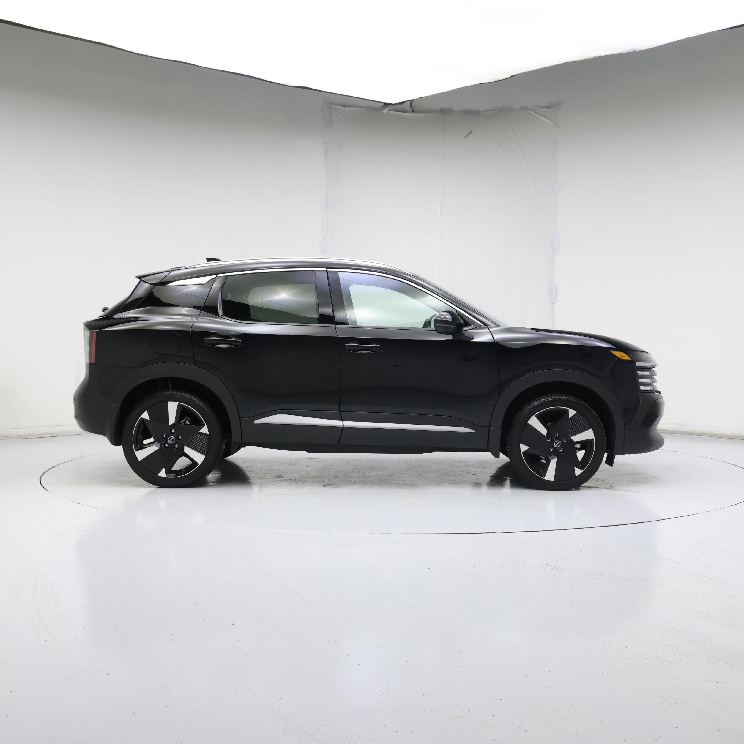 Thumbnail: 2025 Nissan Kicks - 7