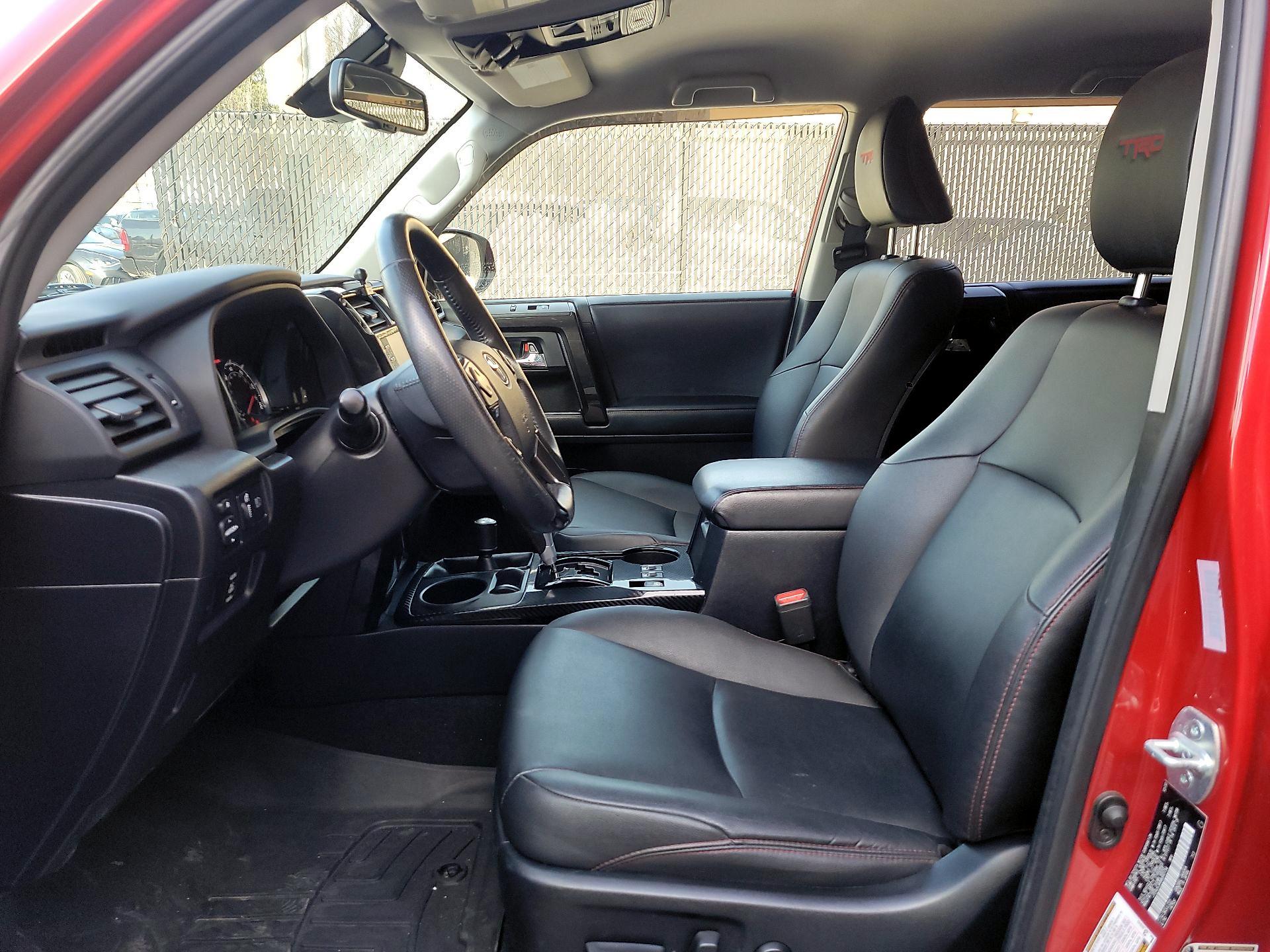 Thumbnail: 2021 Toyota 4Runner - 9