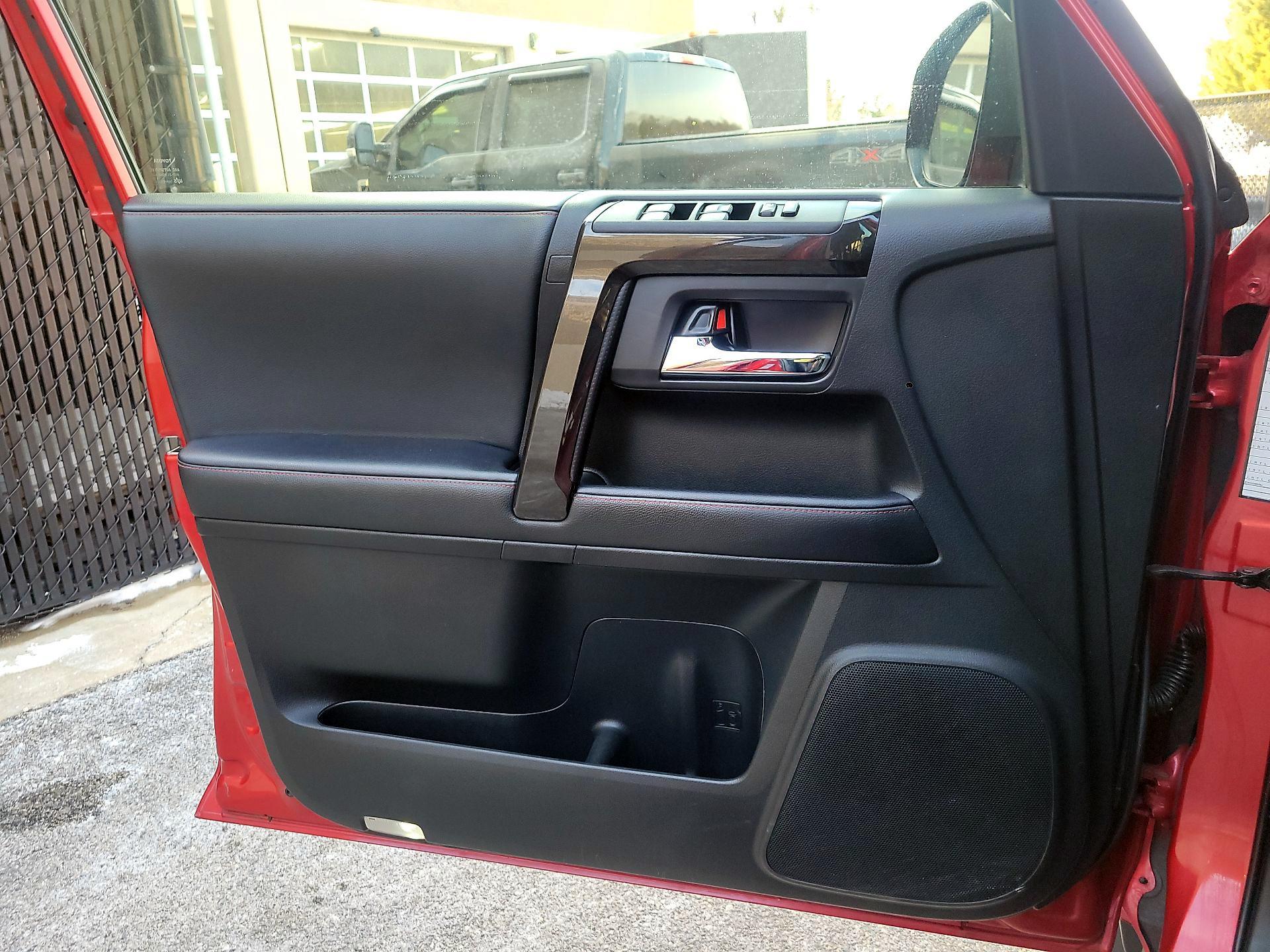 Thumbnail: 2021 Toyota 4Runner - 10