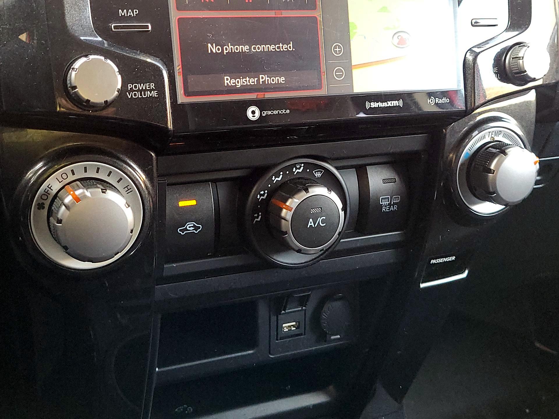 Thumbnail: 2021 Toyota 4Runner - 15