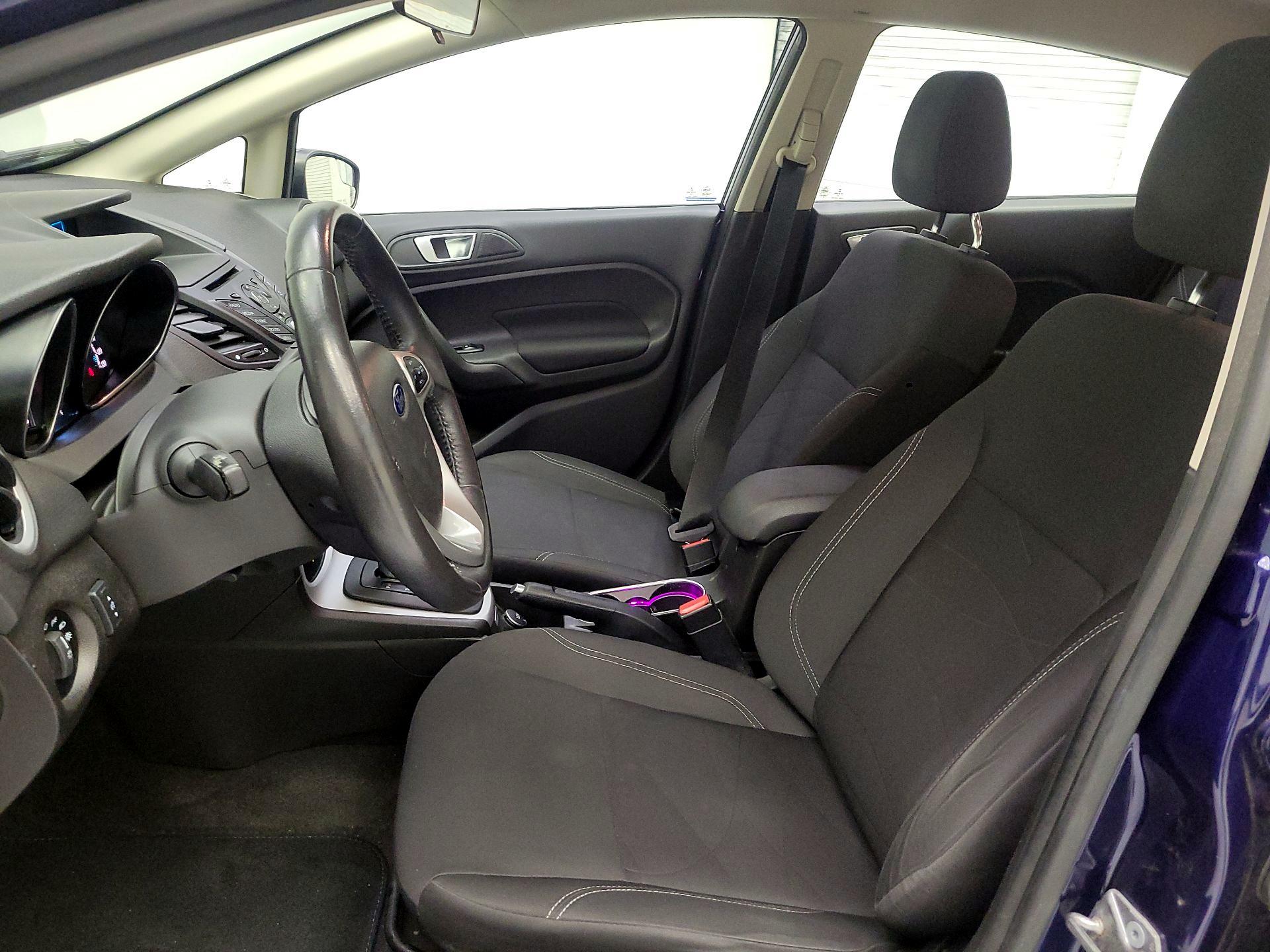 Thumbnail: 2016 Ford Fiesta - 9