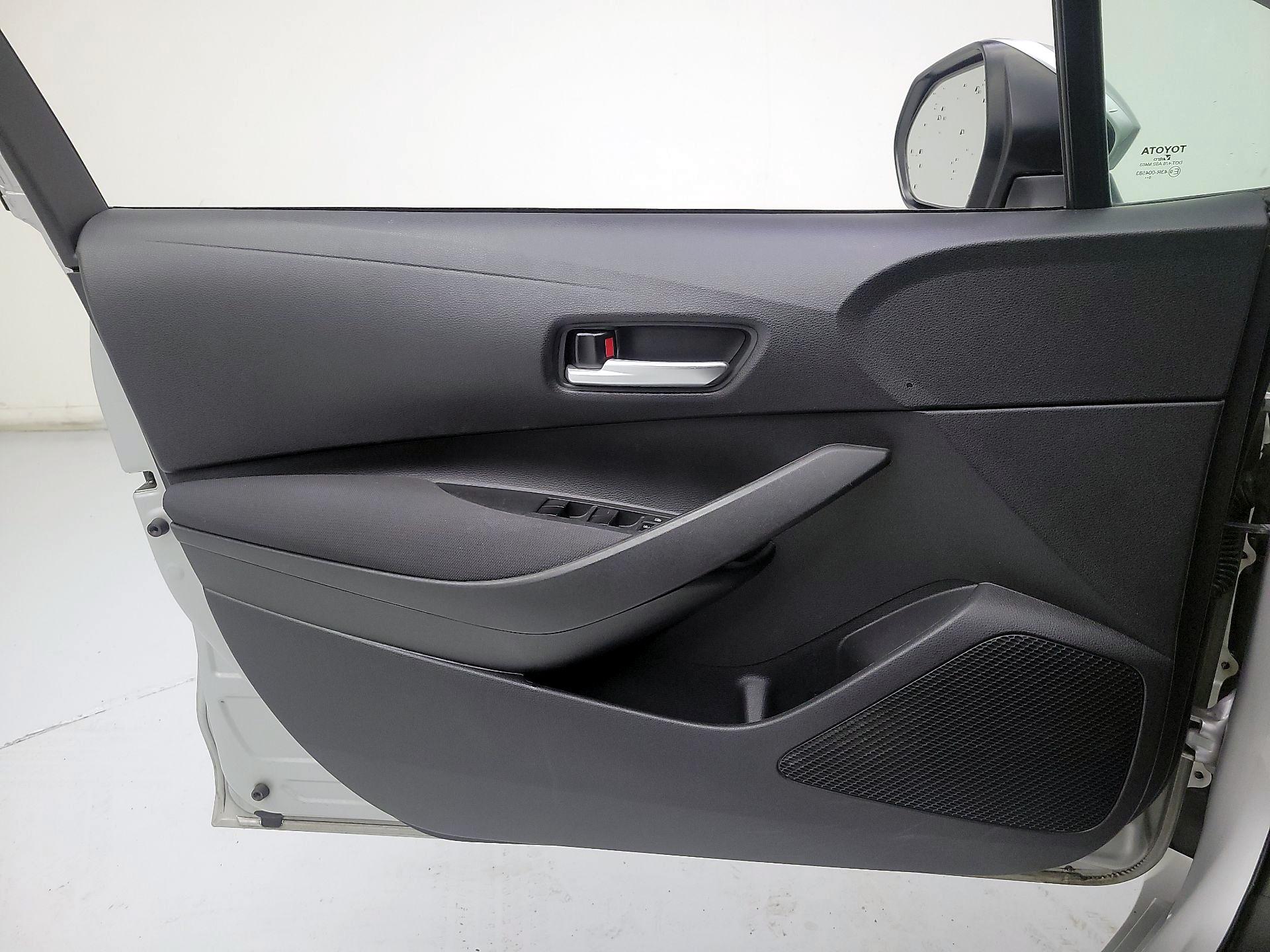 Thumbnail: 2021 Toyota Corolla - 12