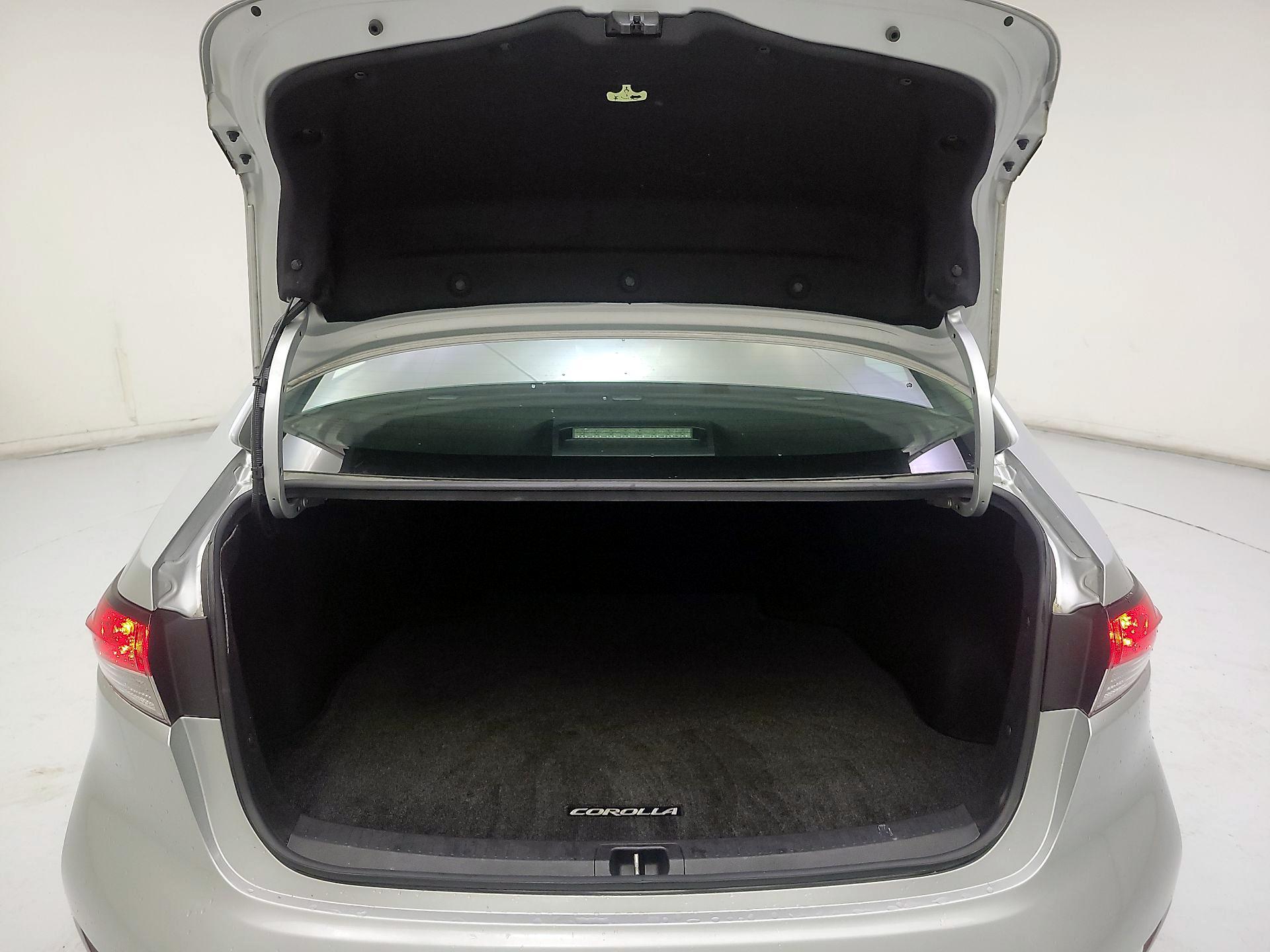 Thumbnail: 2021 Toyota Corolla - 20