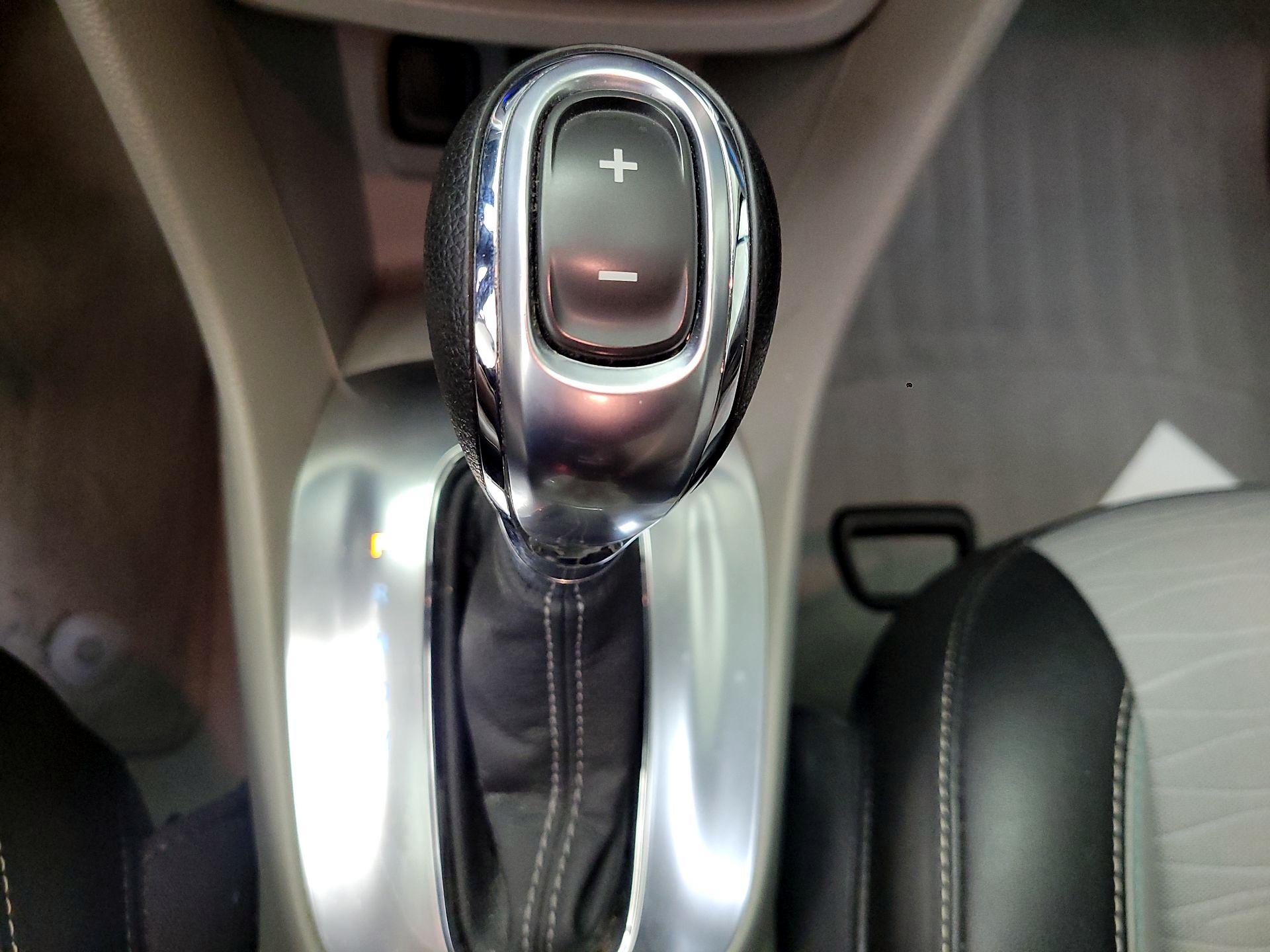 Thumbnail: 2016 Buick Encore - 17