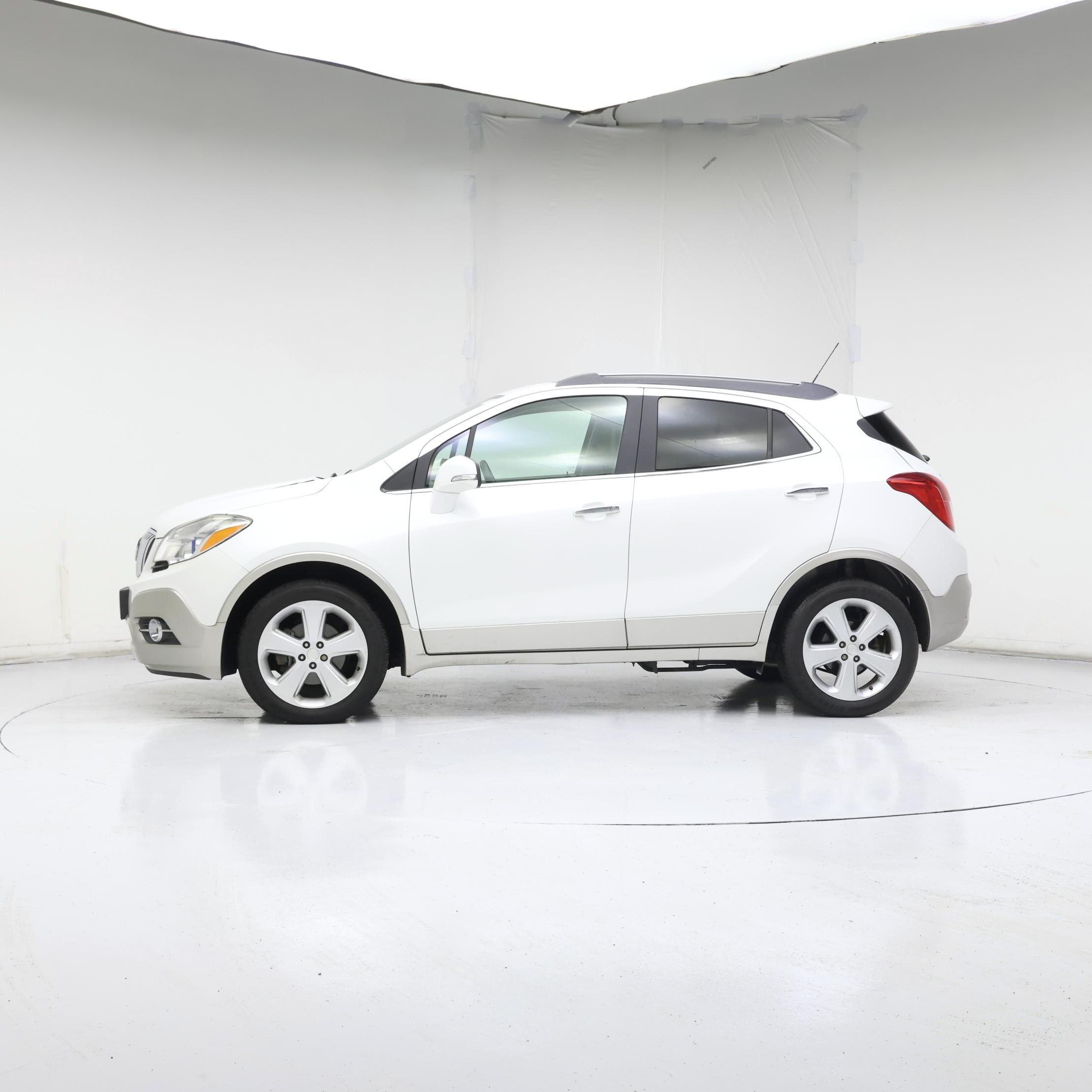 Thumbnail: 2016 Buick Encore - 3