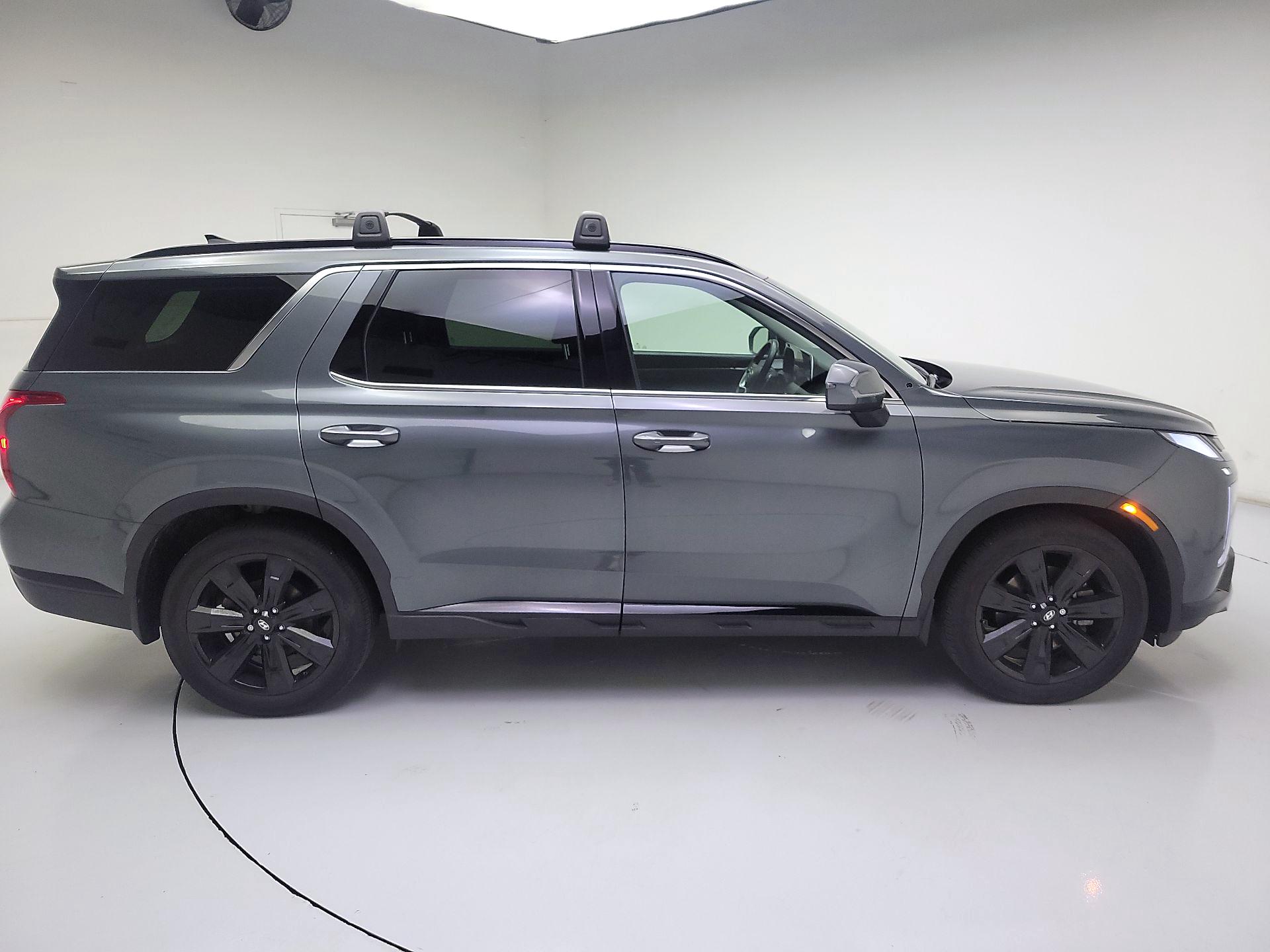 Thumbnail: 2023 Hyundai Palisade - 4