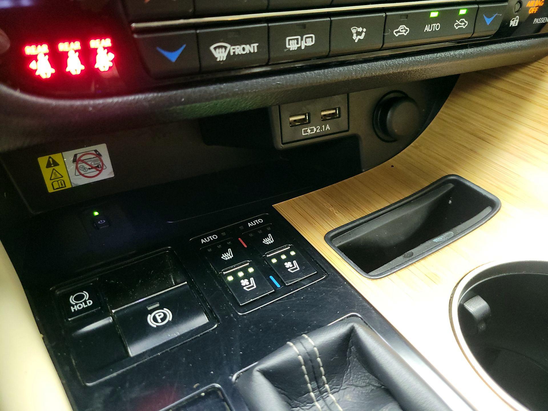 Thumbnail: 2021 Lexus RX - 17