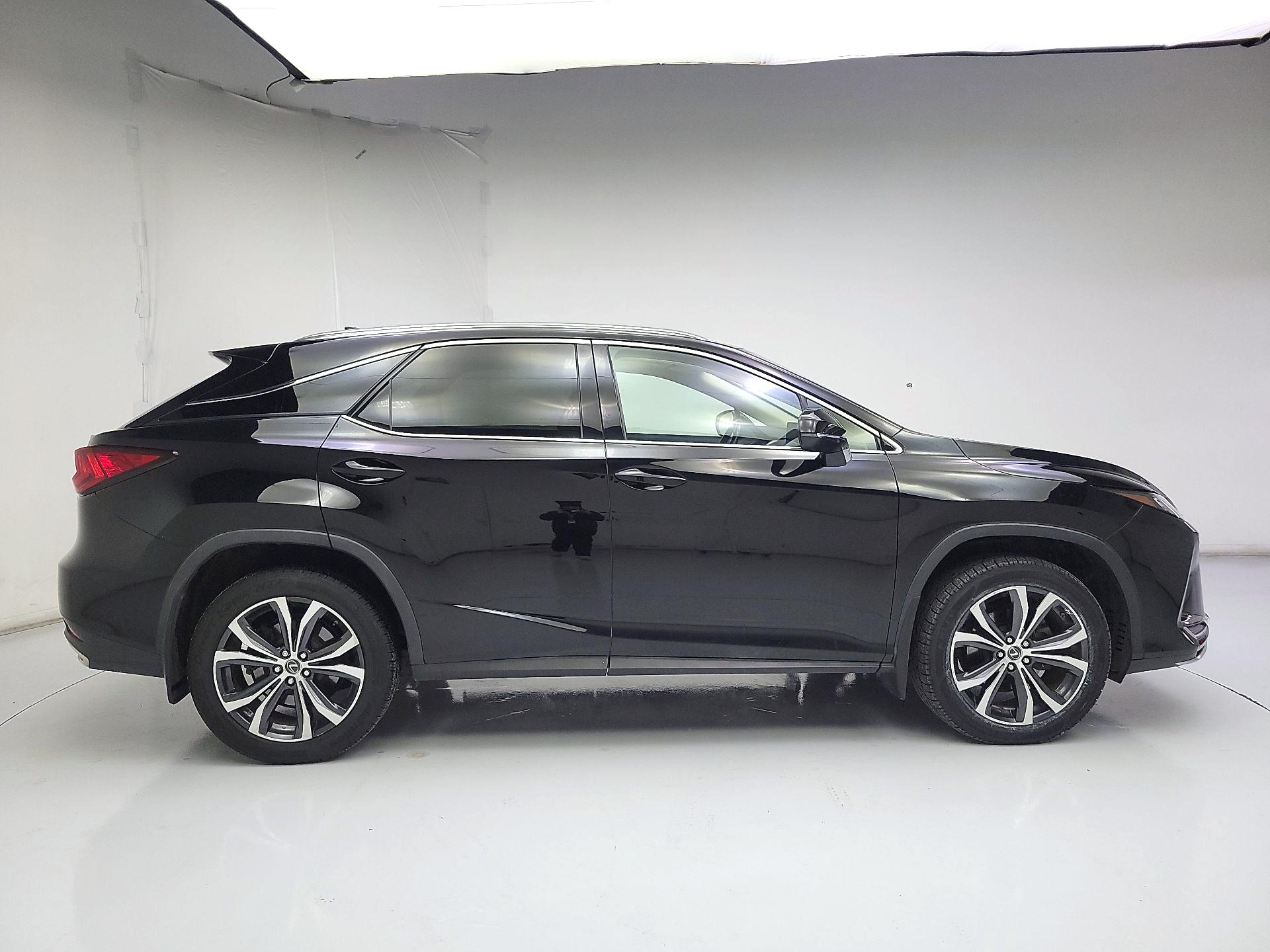Thumbnail: 2021 Lexus RX - 4