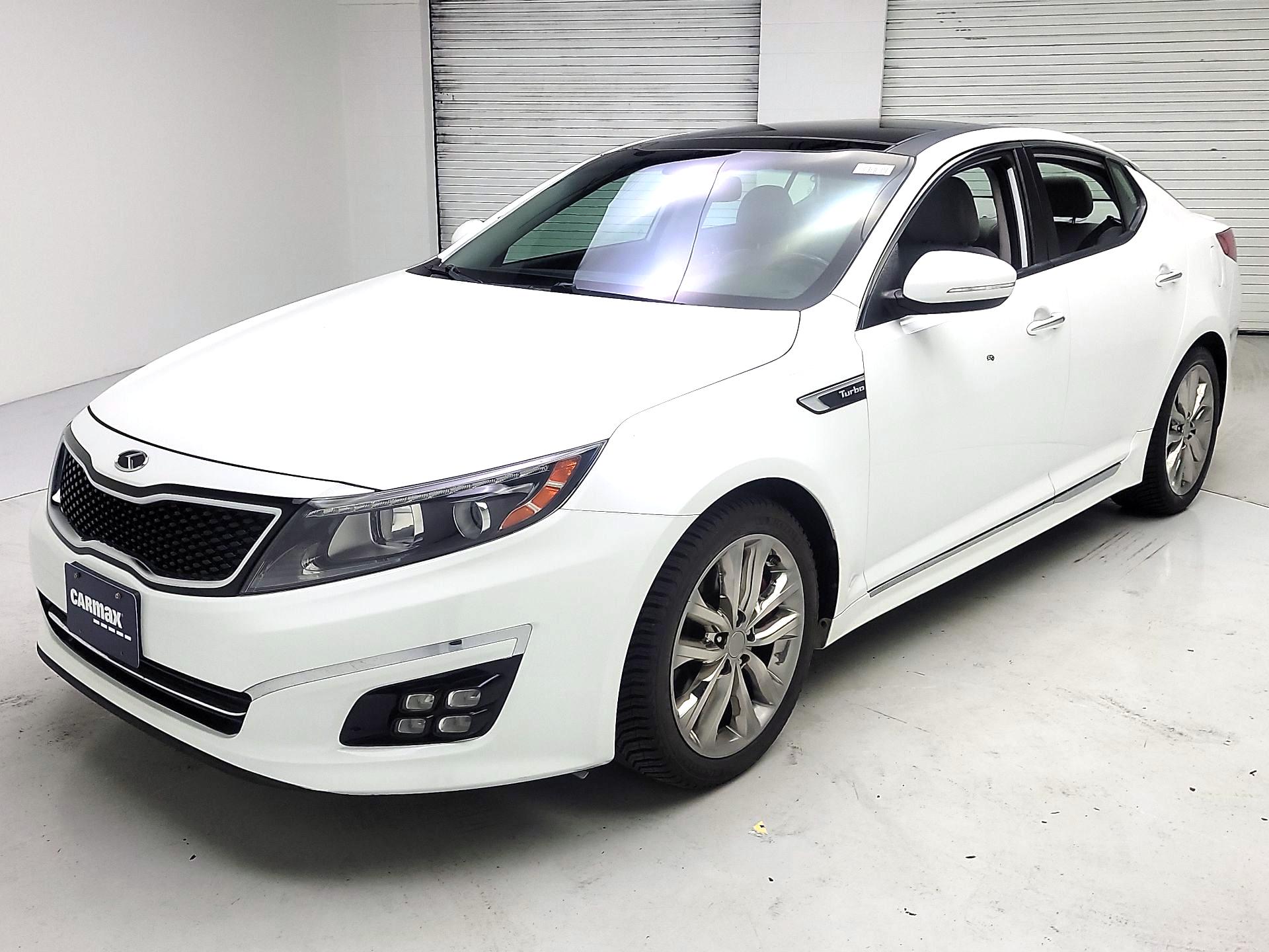 Thumbnail: 2015 Kia Optima - 3