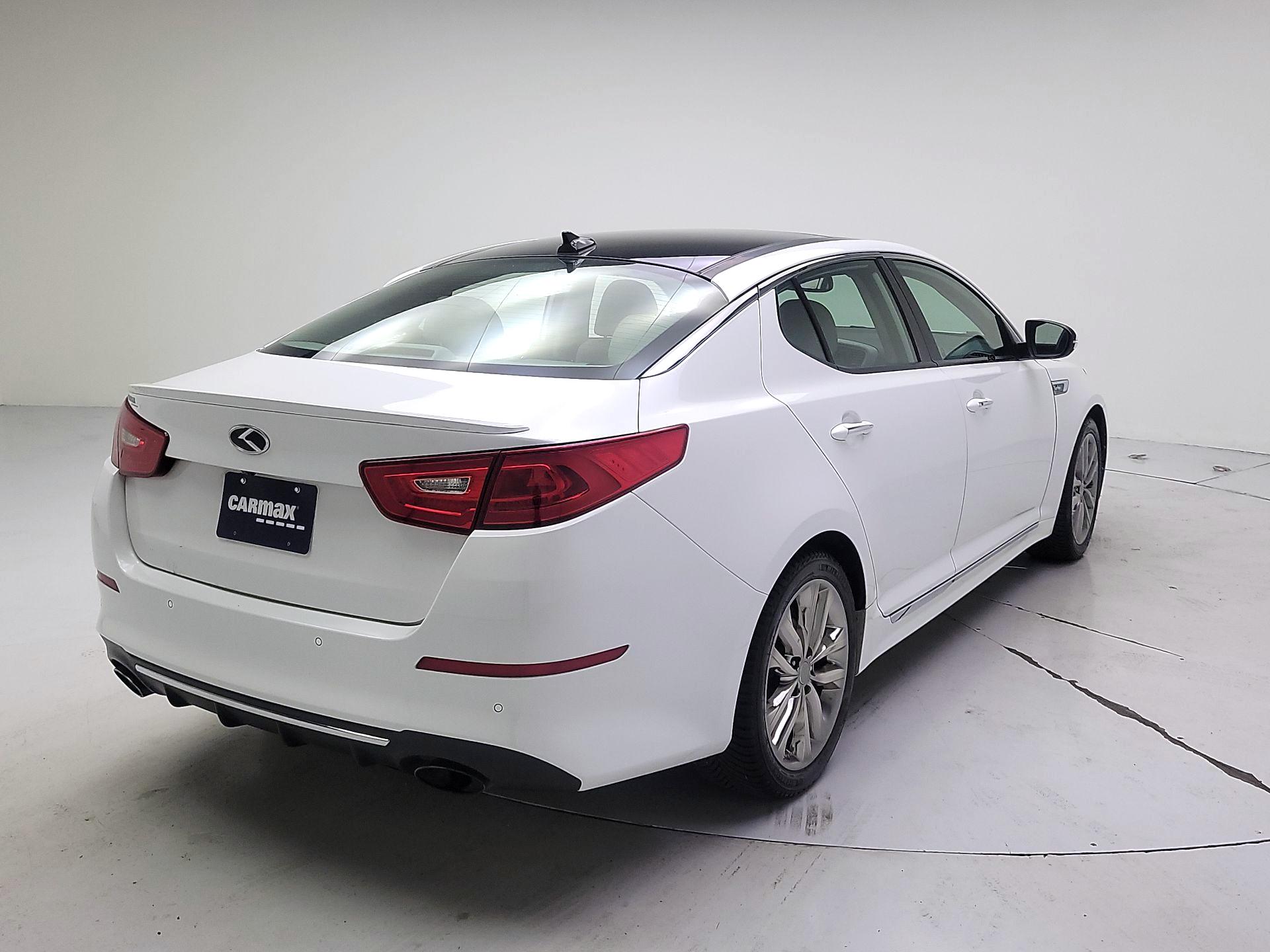 Thumbnail: 2015 Kia Optima - 5