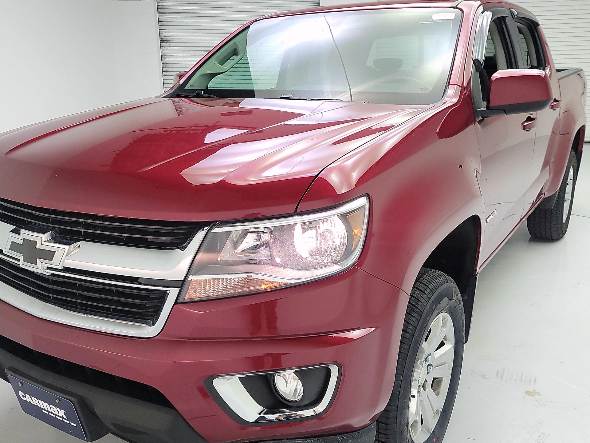 Thumbnail: 2017 Chevrolet Colorado - 3