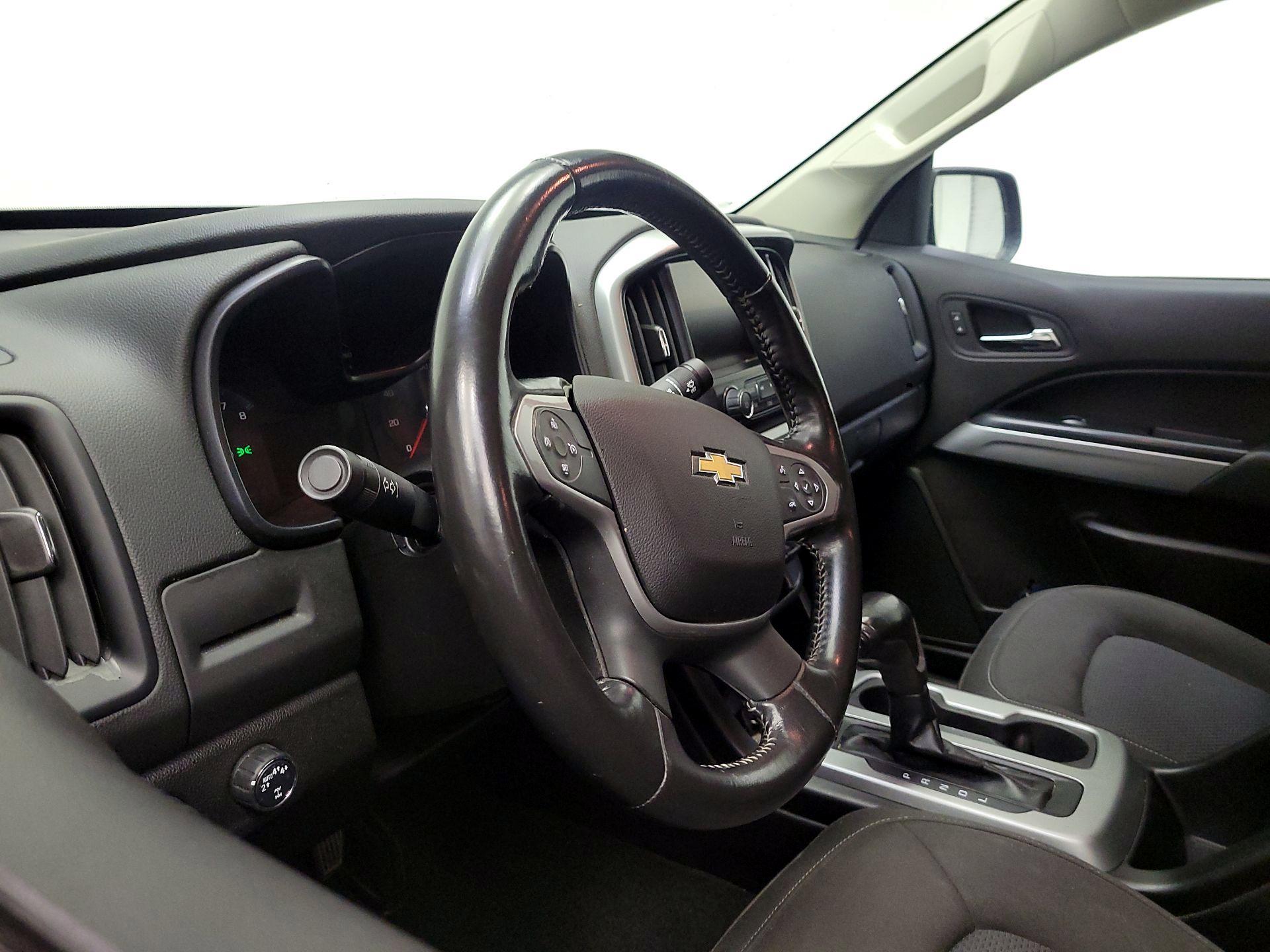 Thumbnail: 2017 Chevrolet Colorado - 8