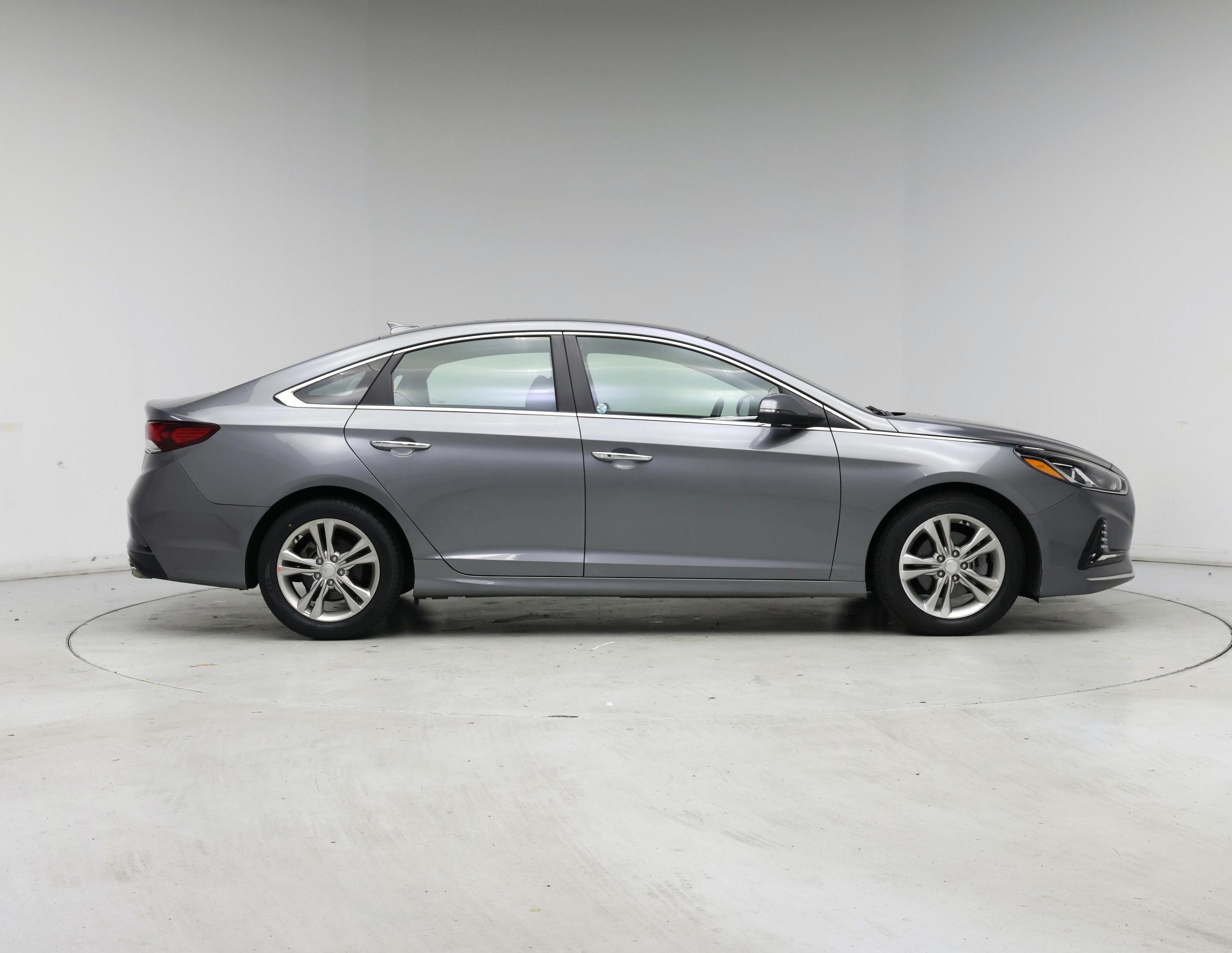 Thumbnail: 2018 Hyundai Sonata - 7