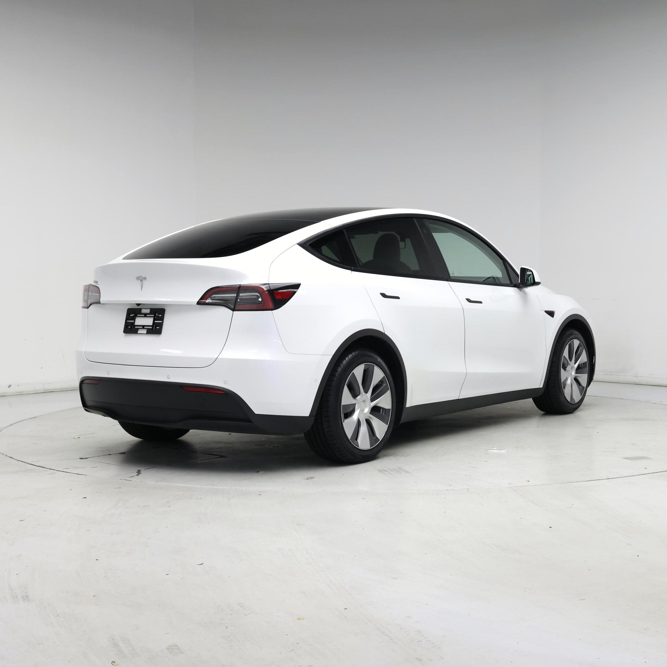 Thumbnail: 2021 Tesla Model Y - 8