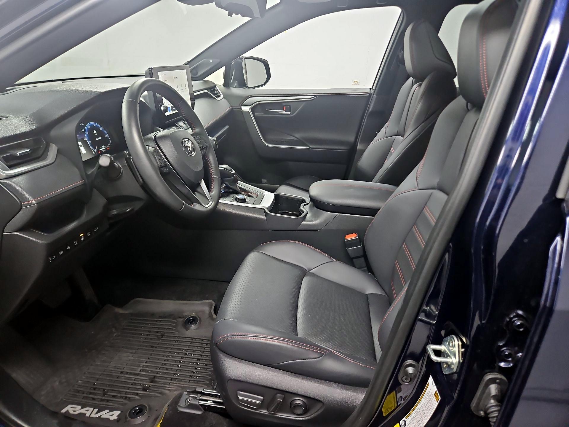 Thumbnail: 2024 Toyota RAV4 - 11