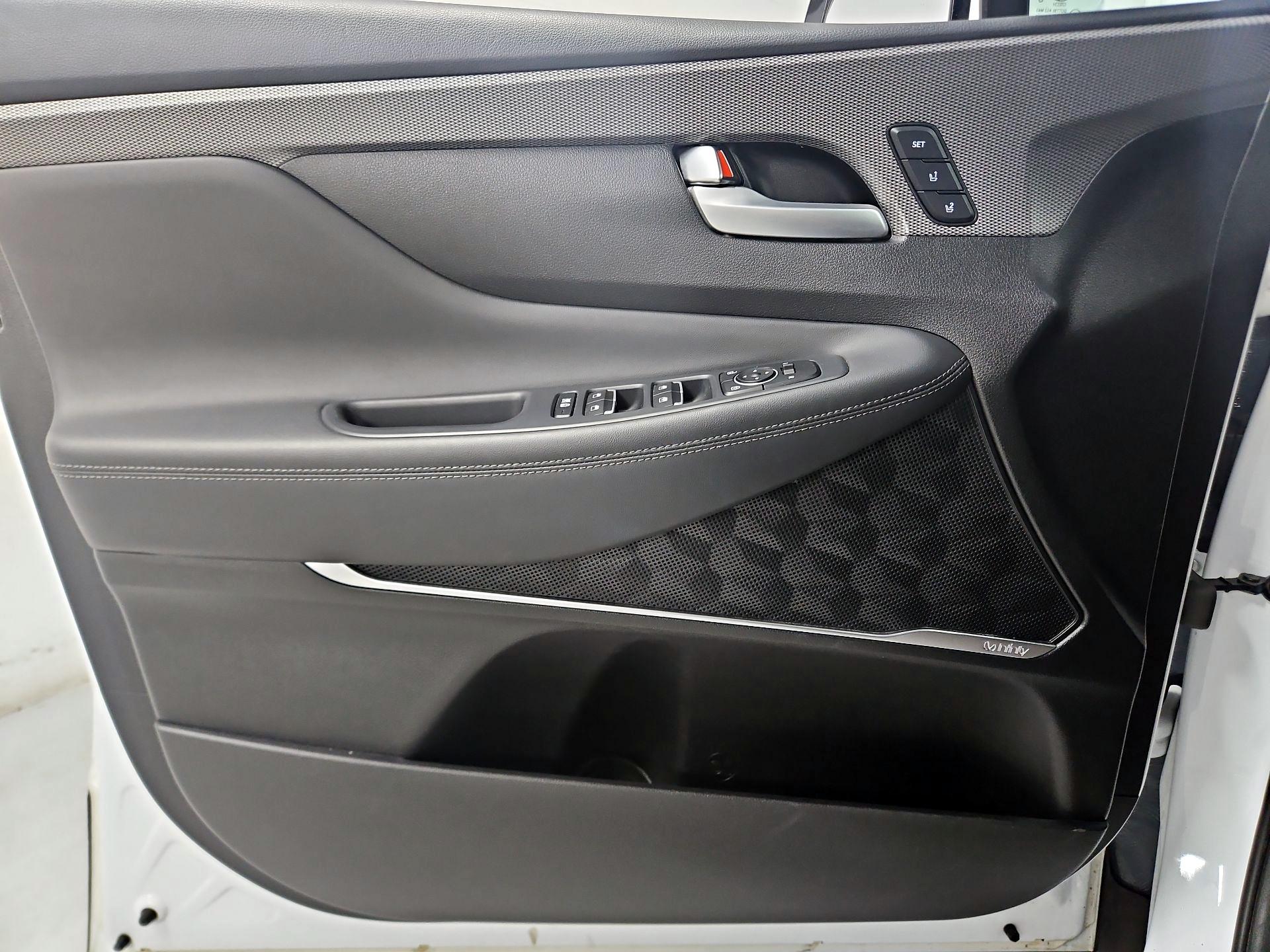 Thumbnail: 2020 Hyundai Santa Fe - 12